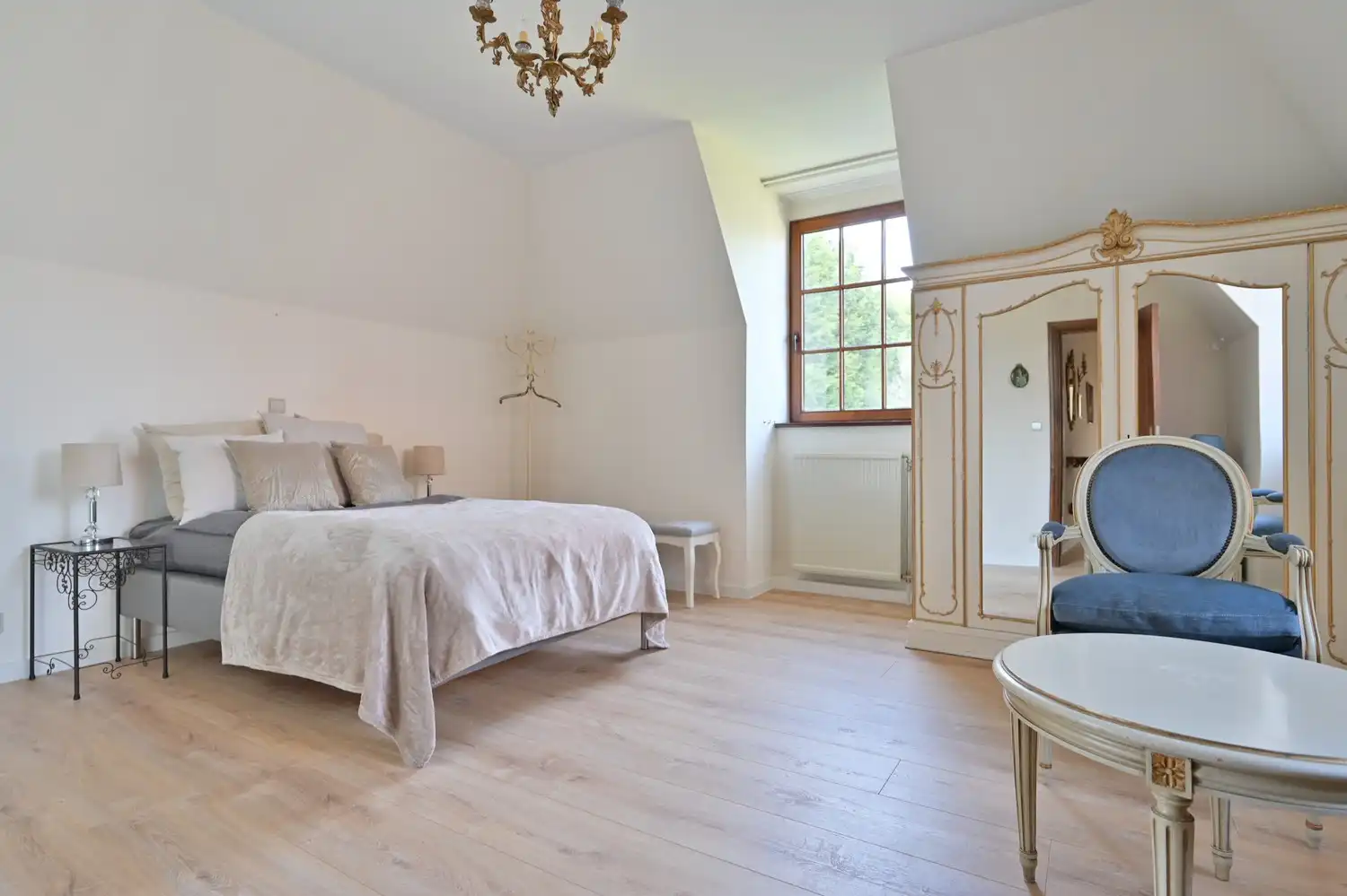 Magnifieke kasteelvilla met binnenzwembad, uniek gelegen in villawijk “Goudkust”, omringd door natuur, rust en optimale privacy foto 33