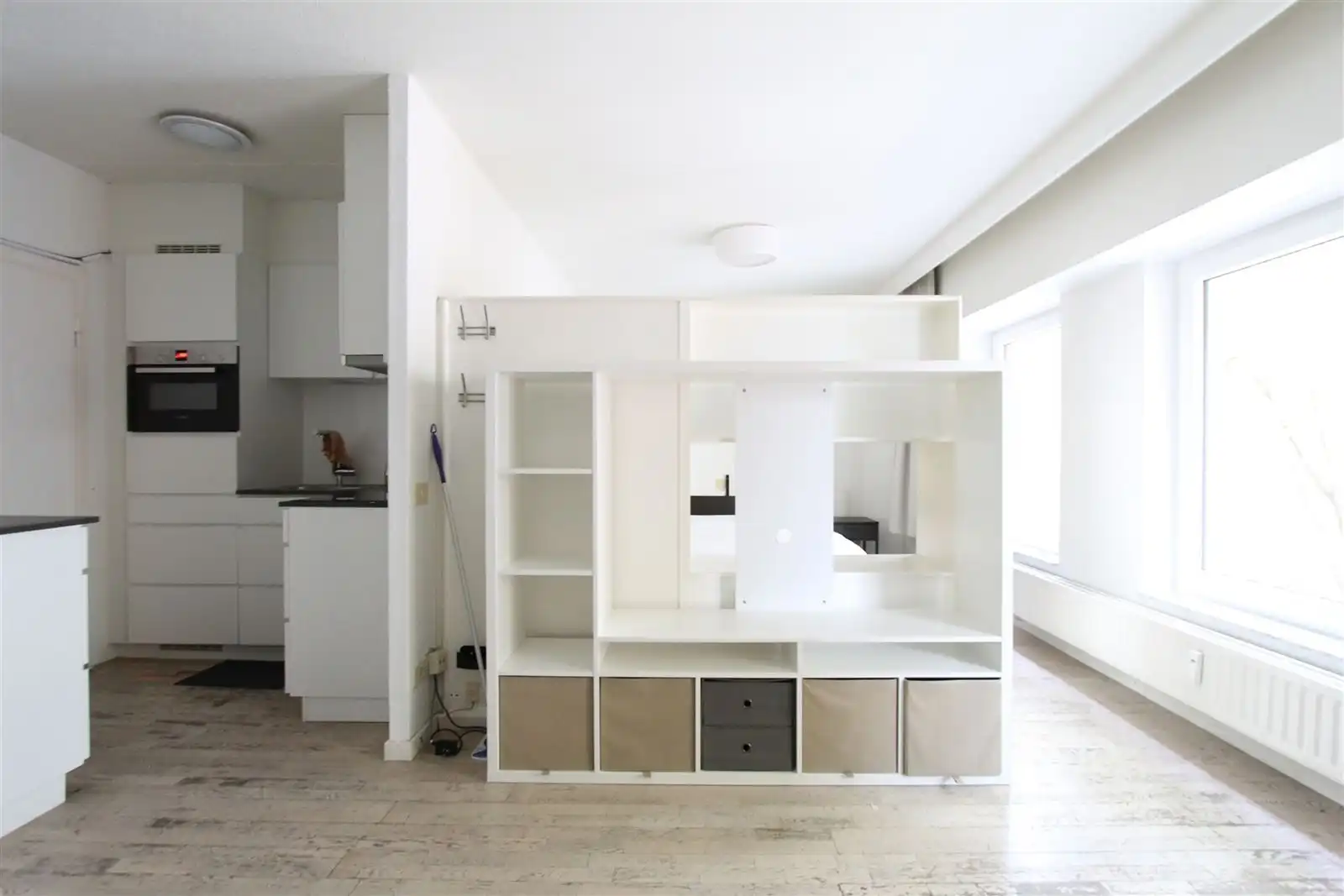 Te huur: studio met aparte badkamer in hartje Antwerpen foto 6