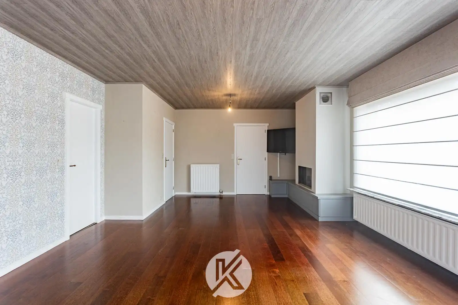 Ruime woning met uitzicht op omliggend landschap foto 8