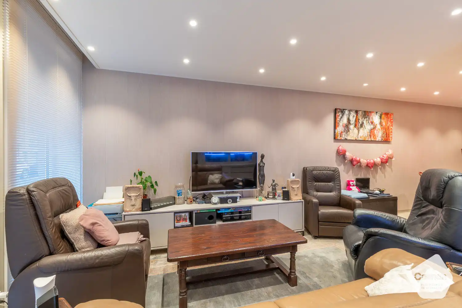 Instapklare woning, gelegen in een rustige omgeving met een centrale en vlot bereikbare ligging foto 2