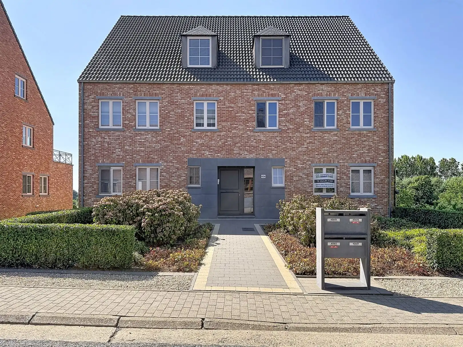 Instapklaar app,2 slpks, garage, kelder, autostaanplaats foto 31
