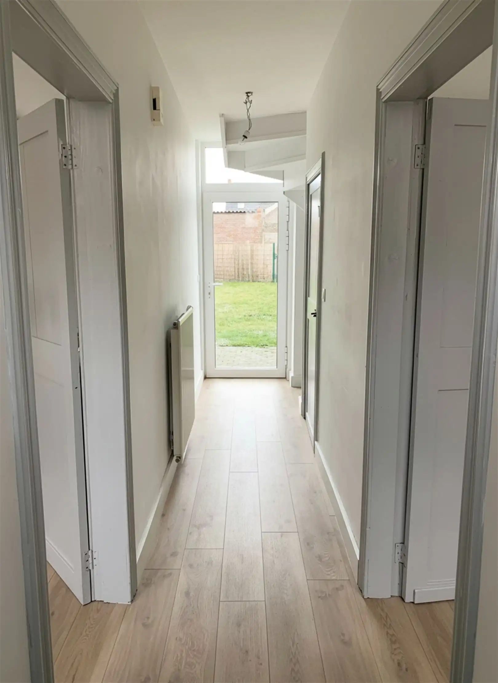 Charmante woning te huur in Kluisbergen foto 7