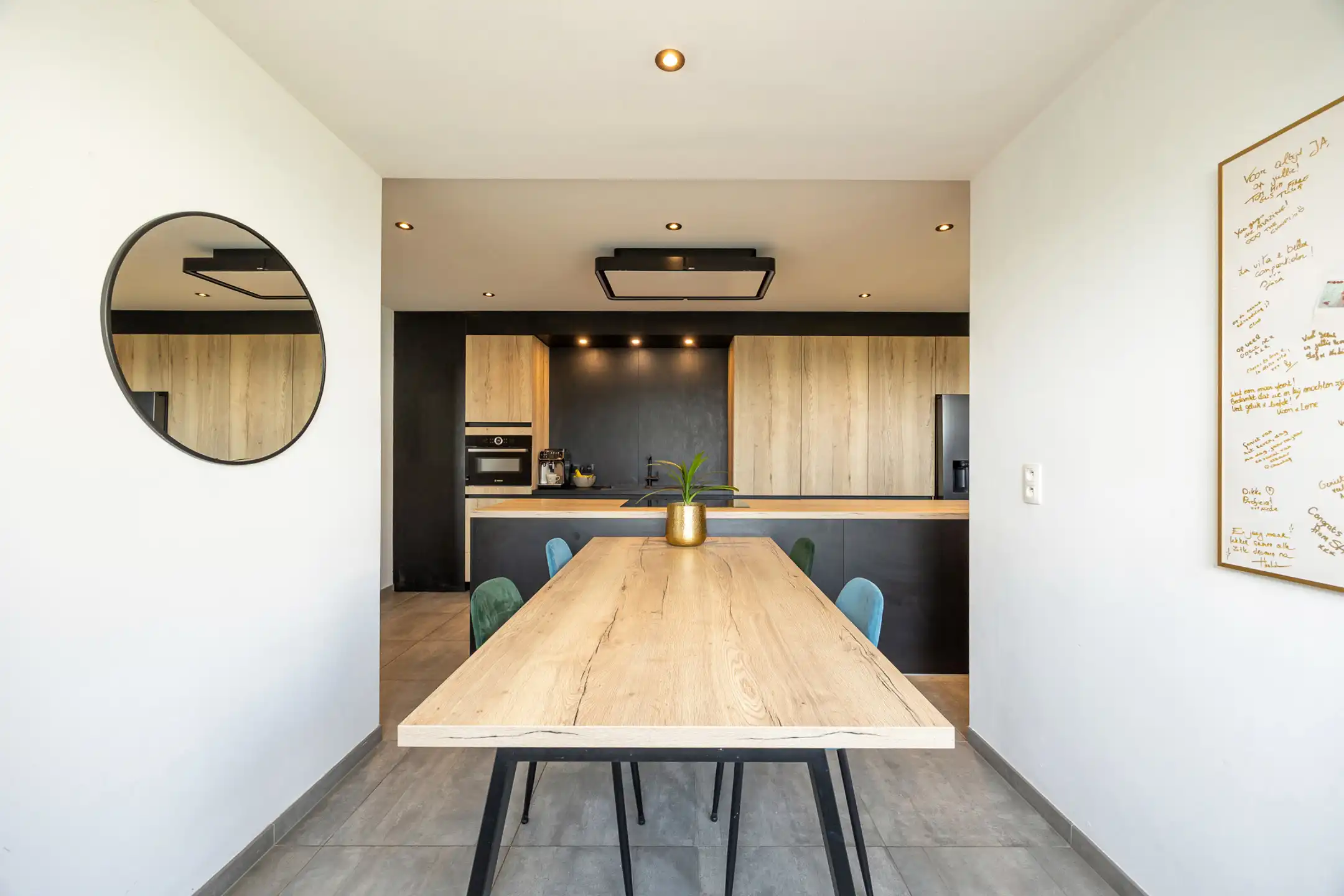 Instapklare halfopen bebouwing met zicht op velden foto 8