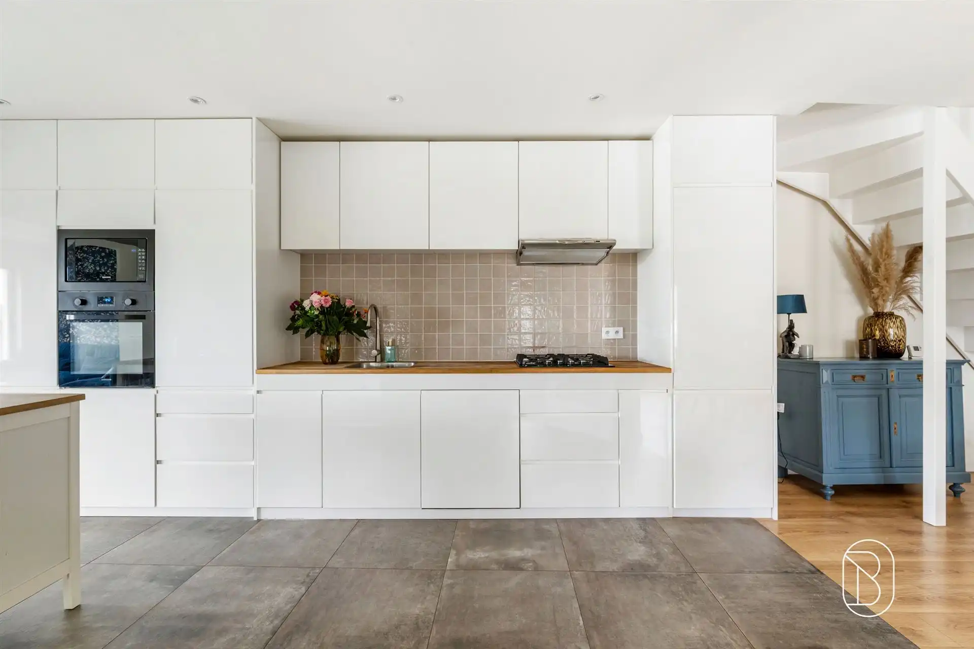 Volledig vernieuwde woning met 3 slaapkamers foto 9