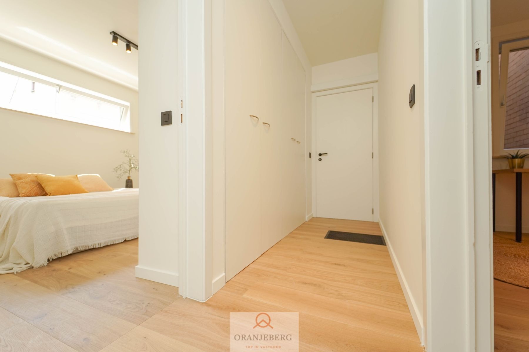Gerenoveerd 2 slpk- appartement Sint-Amandsberg! foto 4