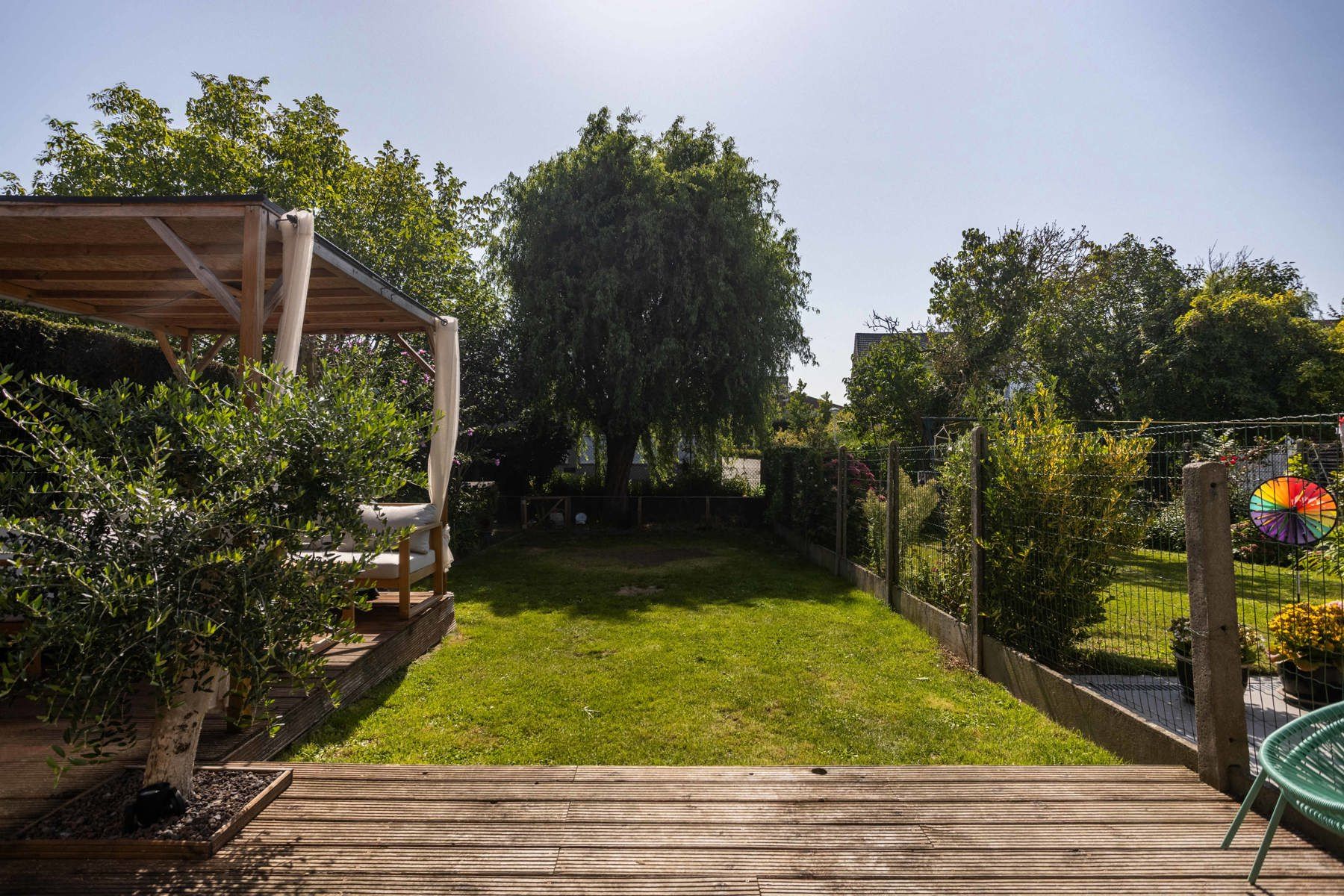 Ruime gezinswoning met garage in rustige stadsomgeving foto 24