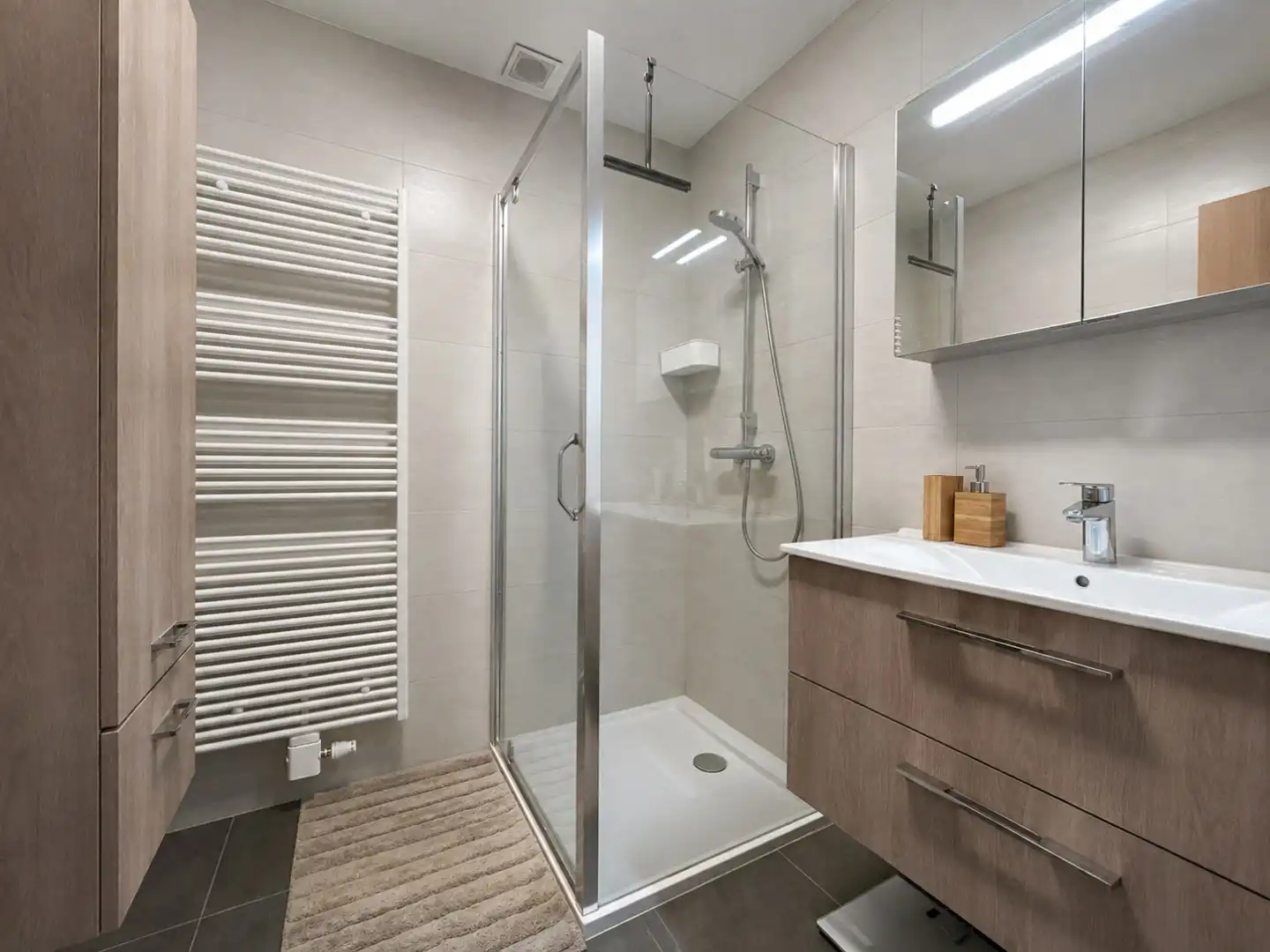 Duplexappartement met 2 slaapkamers in hartje Haacht foto 15
