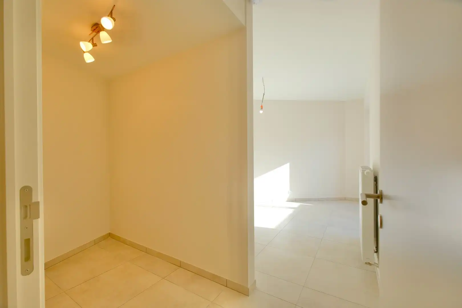 Gelijkvloers app met 2 slaapkamers, ruim terras en binnenkoer! foto 14