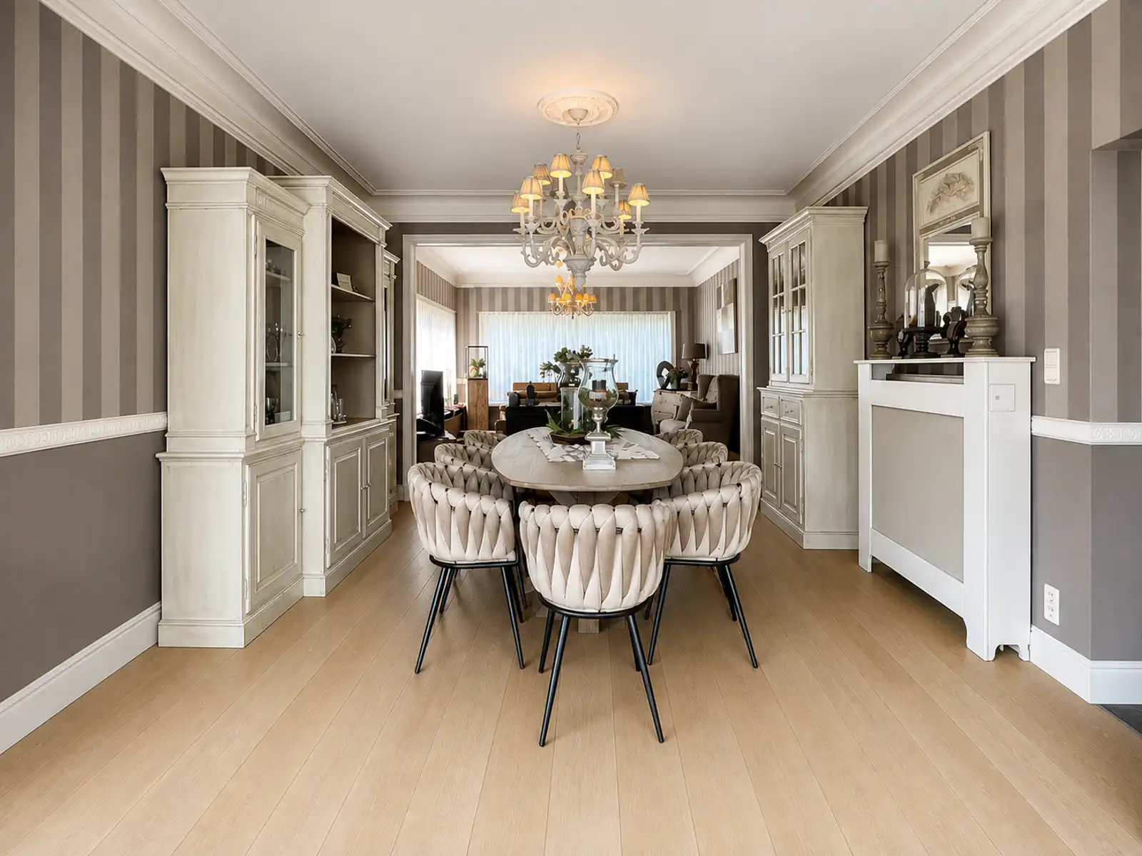 Luxe woning met alle comfort, prachtige leefveranda en tuin. foto 5
