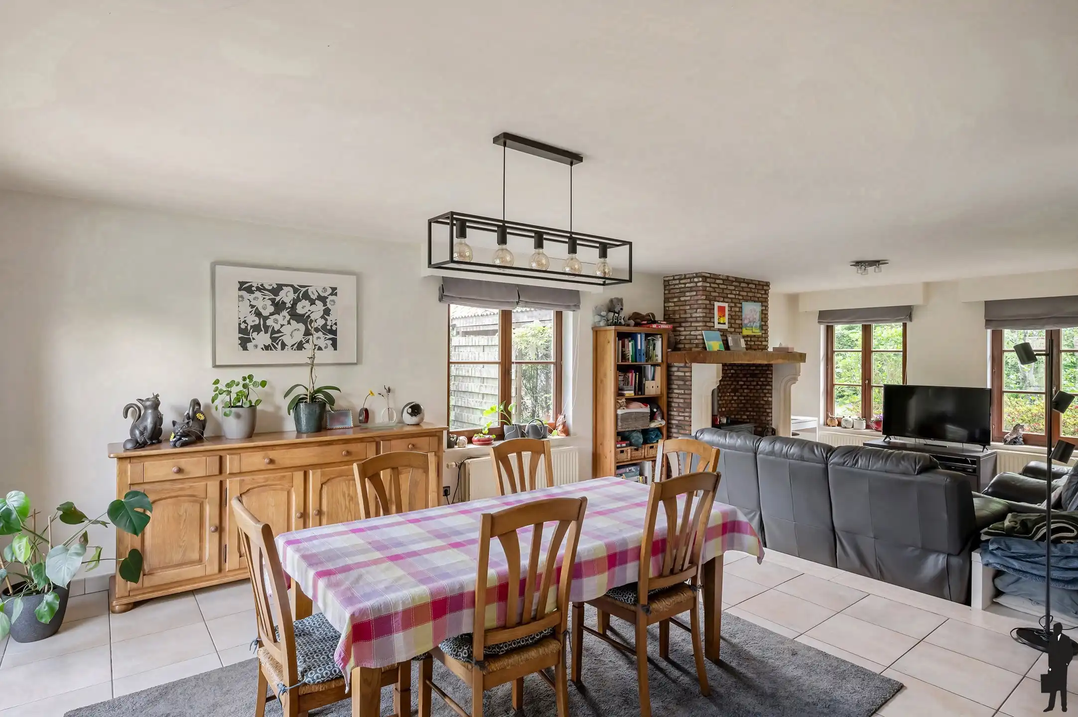 Charmante villa met prachtige tuin in rustige doodlopende straat te Heide. foto 6