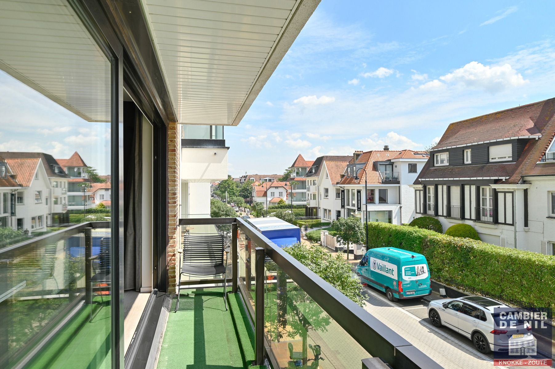 Lichtrijk, instapklaar appartement met zicht op de villa's foto 5