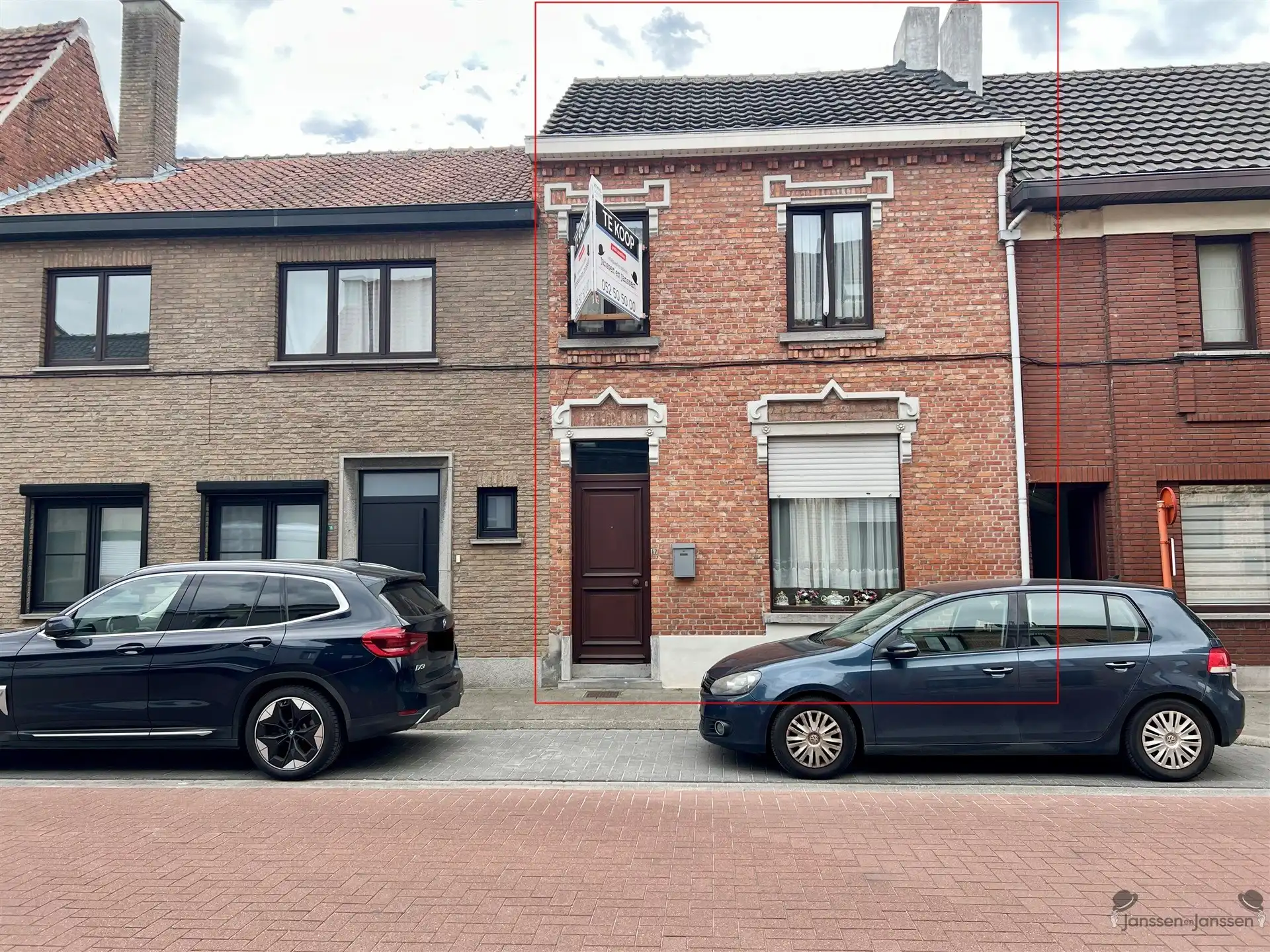 Hoofdfoto van de publicatie: Te renoveren woning met 2 slaapkamers