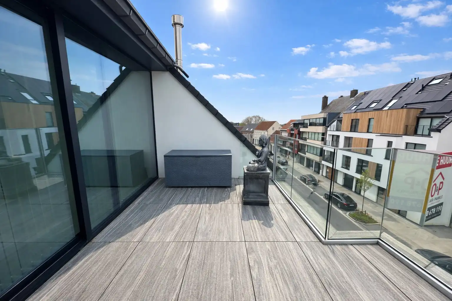 Recent energiezuinig appartement met 2 slaapkamers, zalig zonneterras en garage, Torhout foto 2