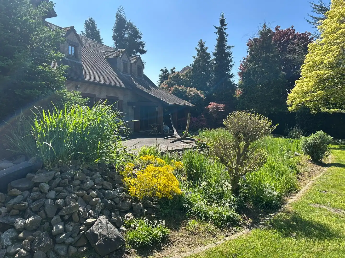 Ruim ingedeelde villa met 7 slaapkamers, dubbele garage en volledig omheinde tuin  foto 29