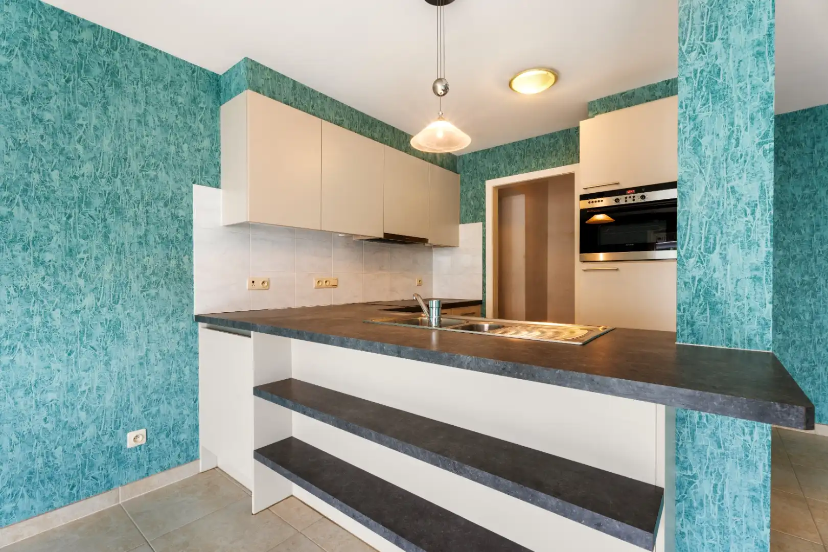 Ruim 2-slaapkamerappartement op centrale ligging te Oostduinkerke-Bad. foto 5