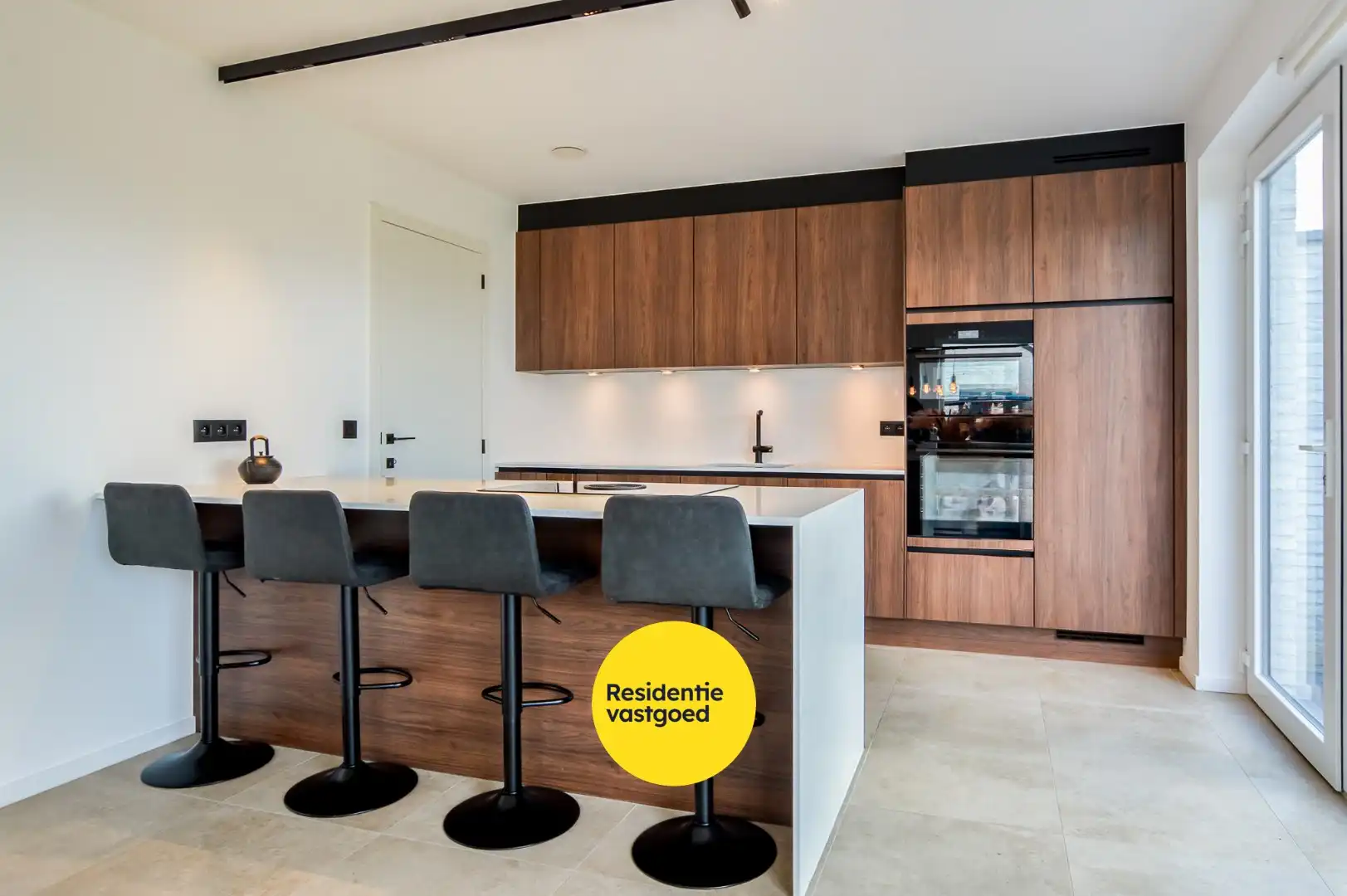 Prachtige, energiezuinige gezinswoning met zonnige tuin te Varsenare foto 3