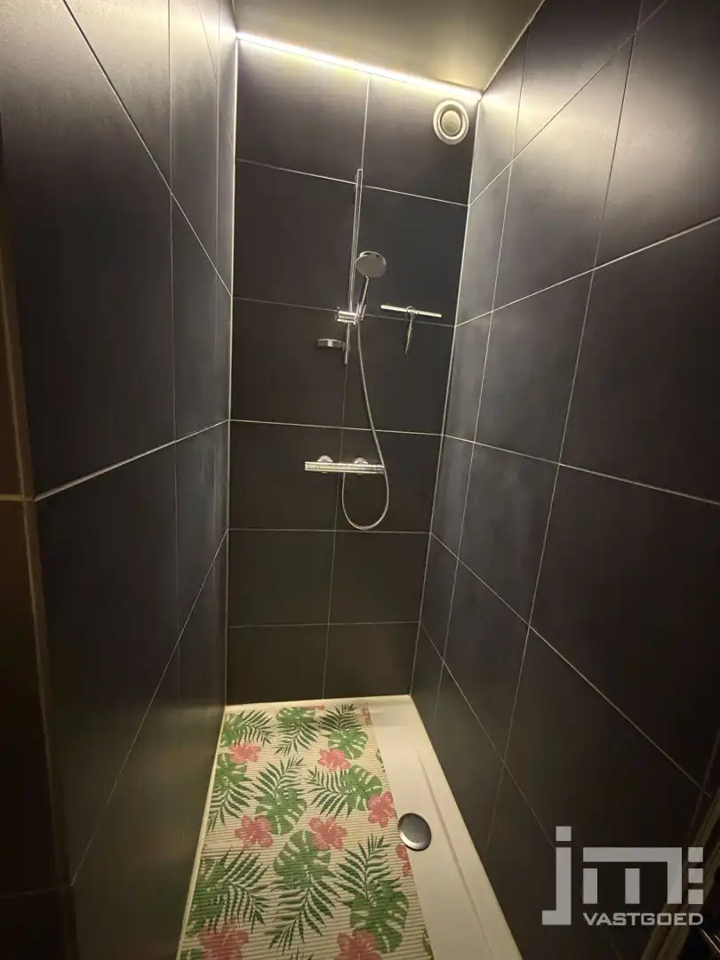 Appartement met 2 slaapkamers en ondergrondse parkeerplaats foto 8
