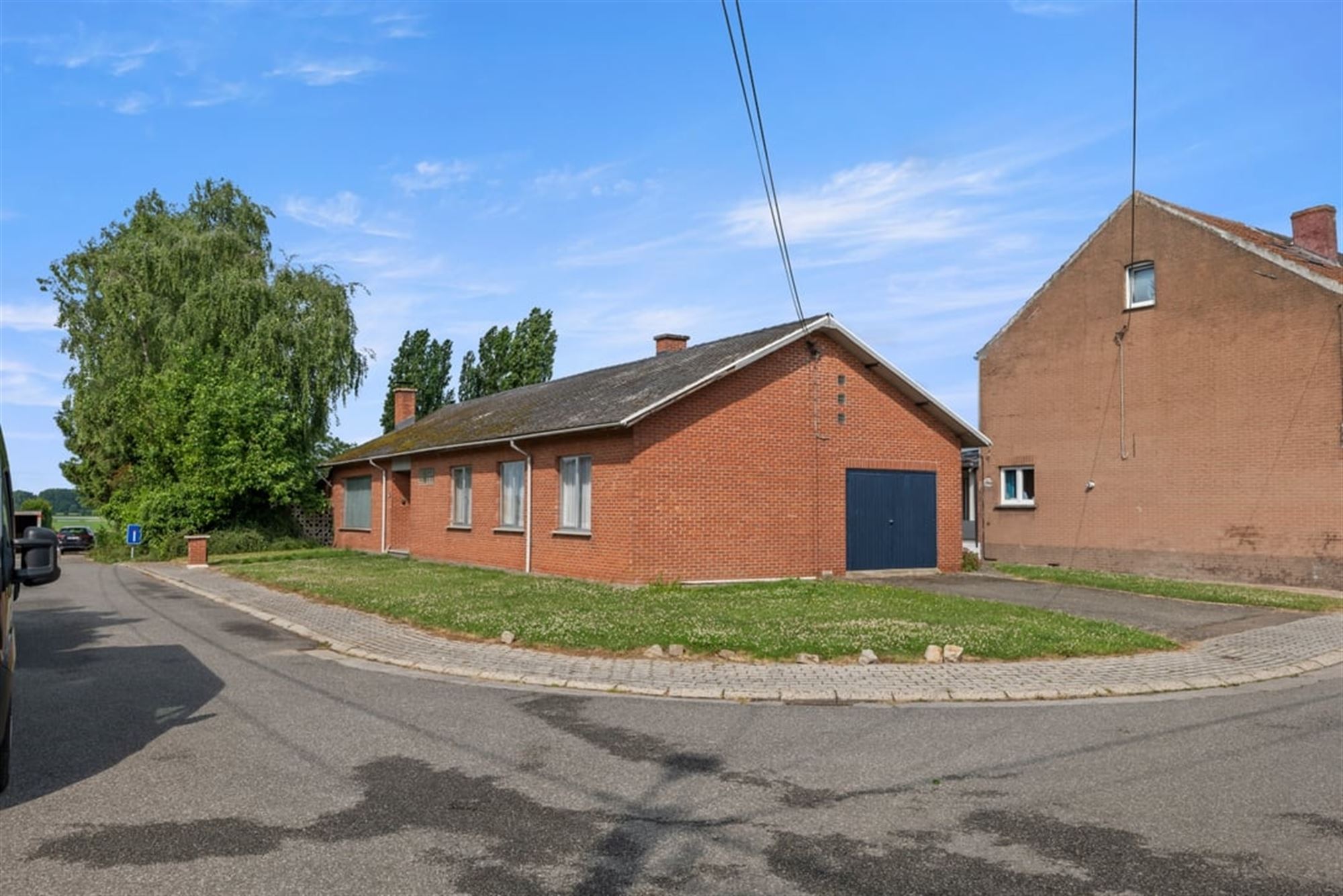OP TE FRISSEN GELIJKVLOERSE GEZINSWONING OP EEN KNAP PERCEEL VAN 14A29CA IN WOMMERSOM foto 38