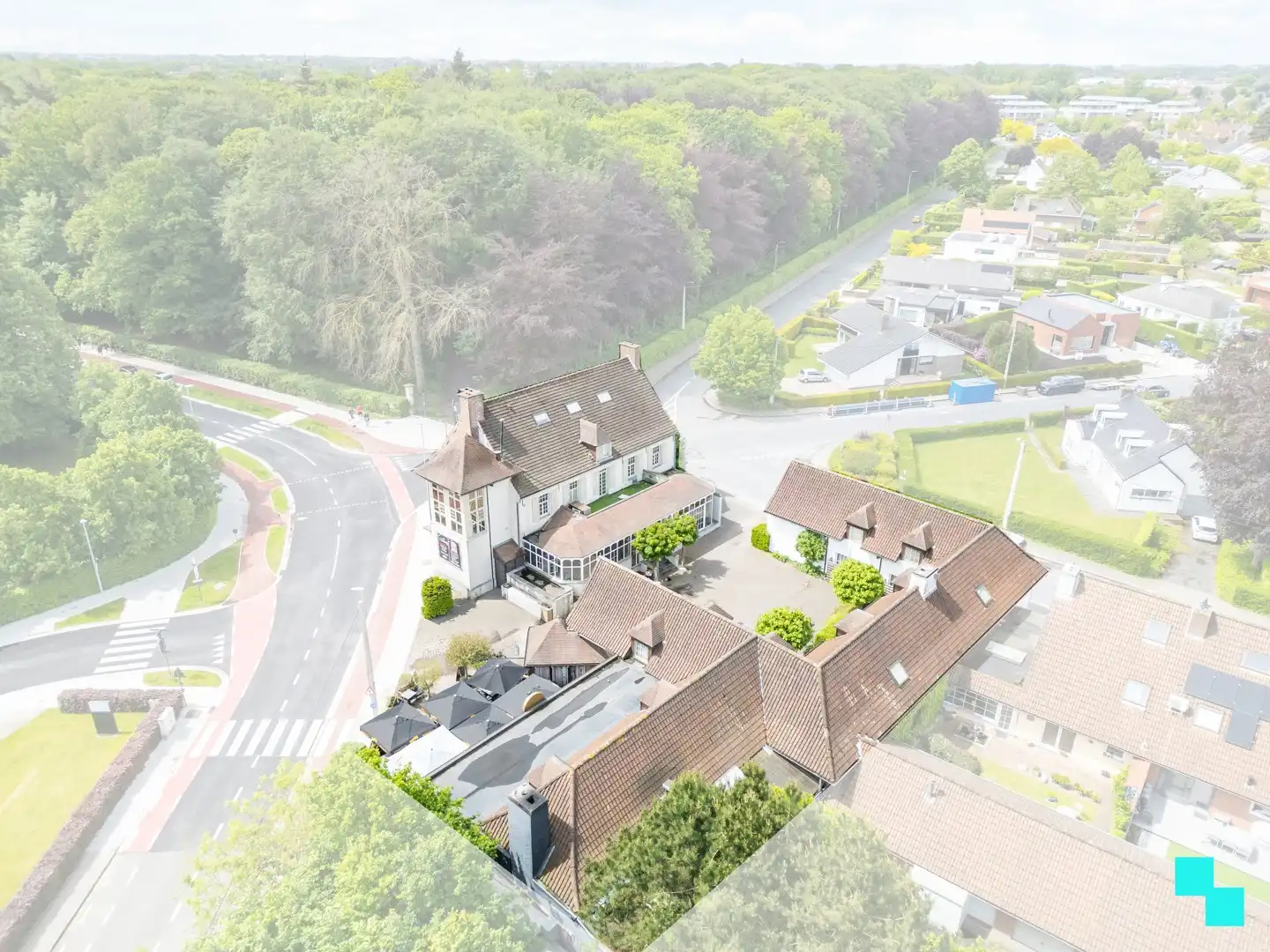 Multifunctionele eigendom op absolute toplocatie - Rumbeke foto 2