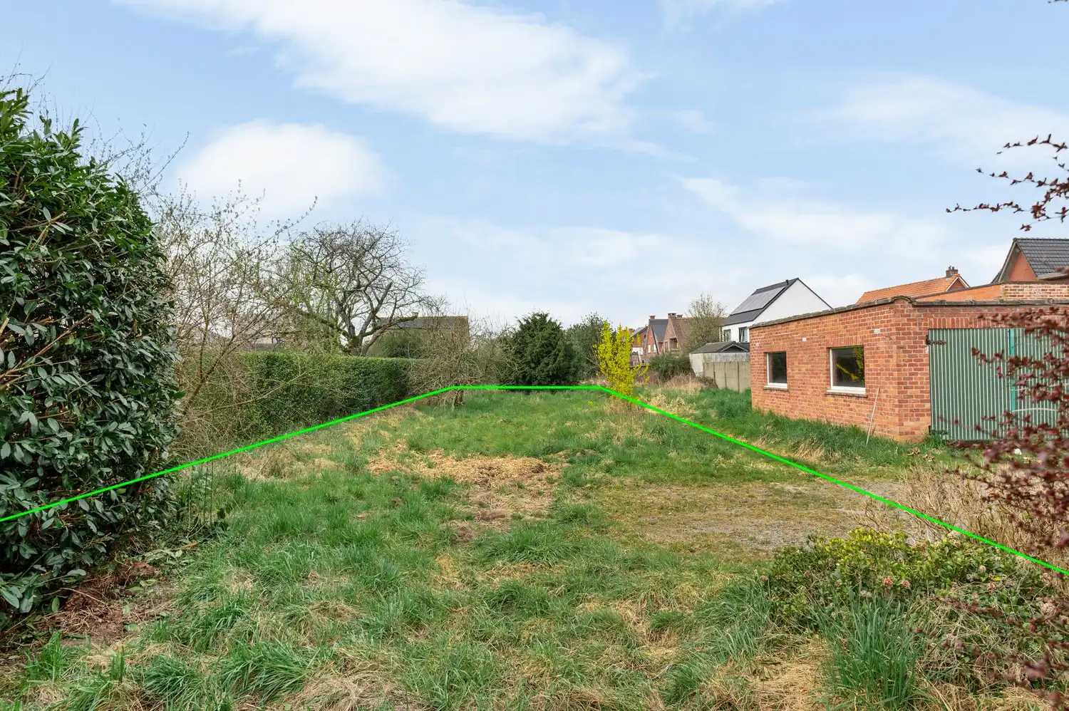 Bouwgrond van 885 m² voor open bebouwing, centraal gelegen in Lint foto 2