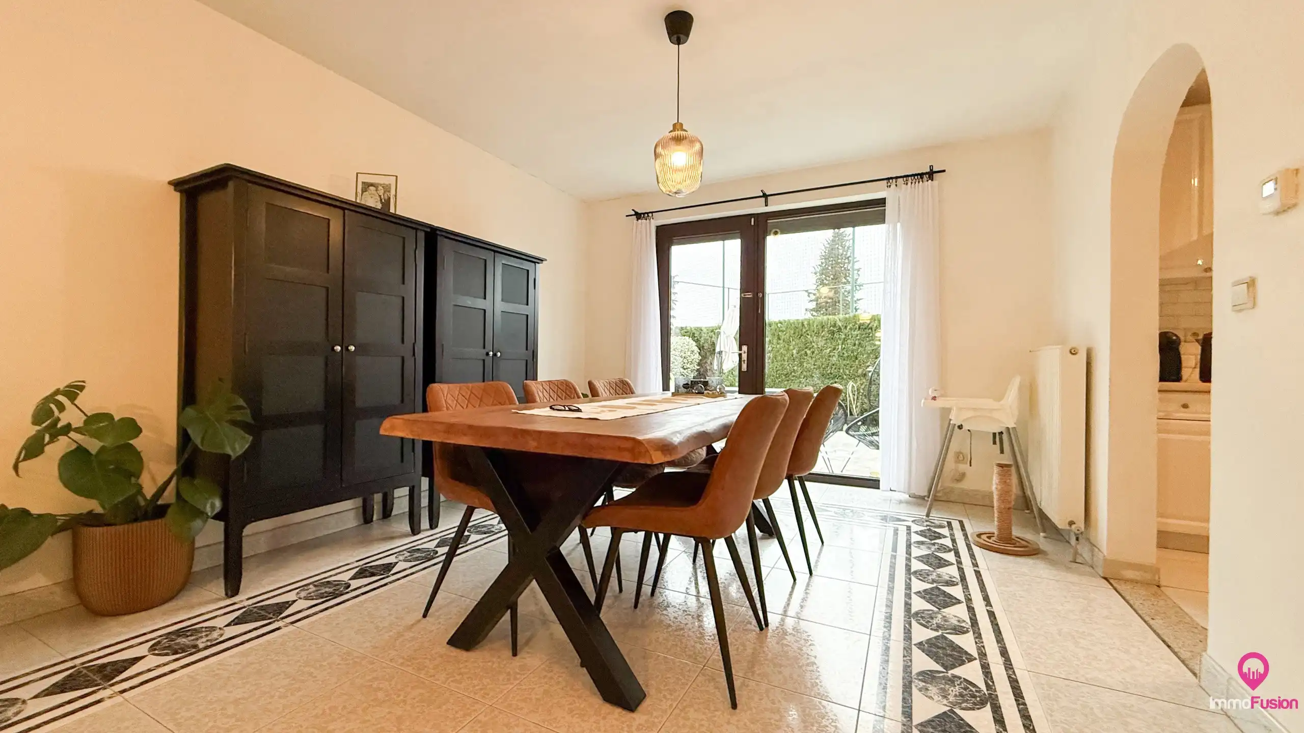 Ruime gezinswoning met 3 slaapkamers in rustige straat! foto 19