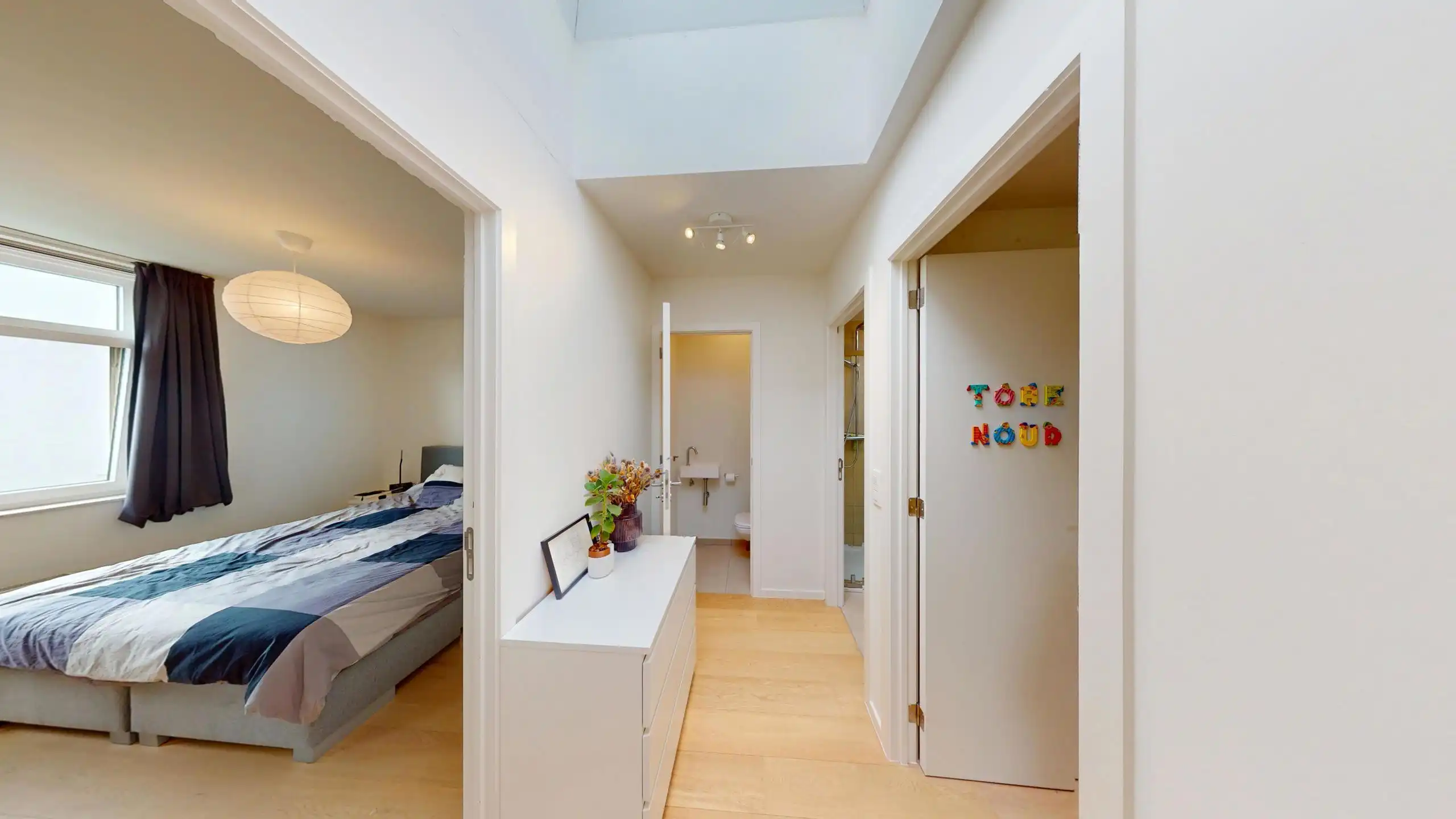 ANTWERPEN - Ruim duplex appartement met terras foto 7