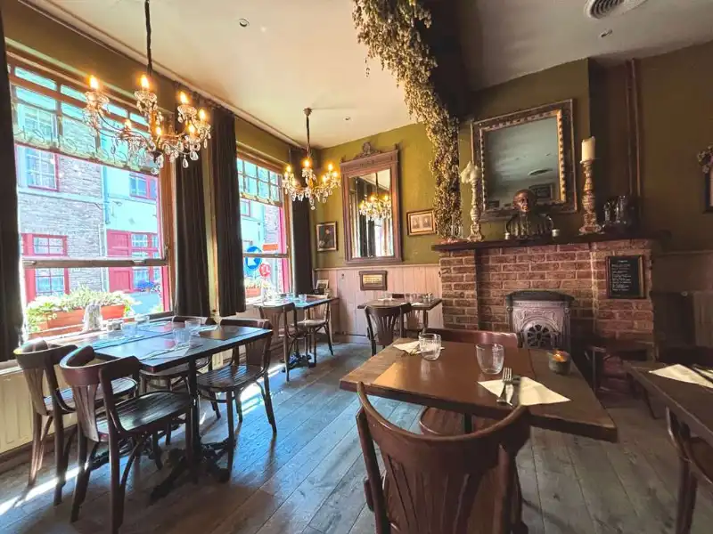 Overname bistro - sfeerrestaurant met Terras in Brugge foto 5