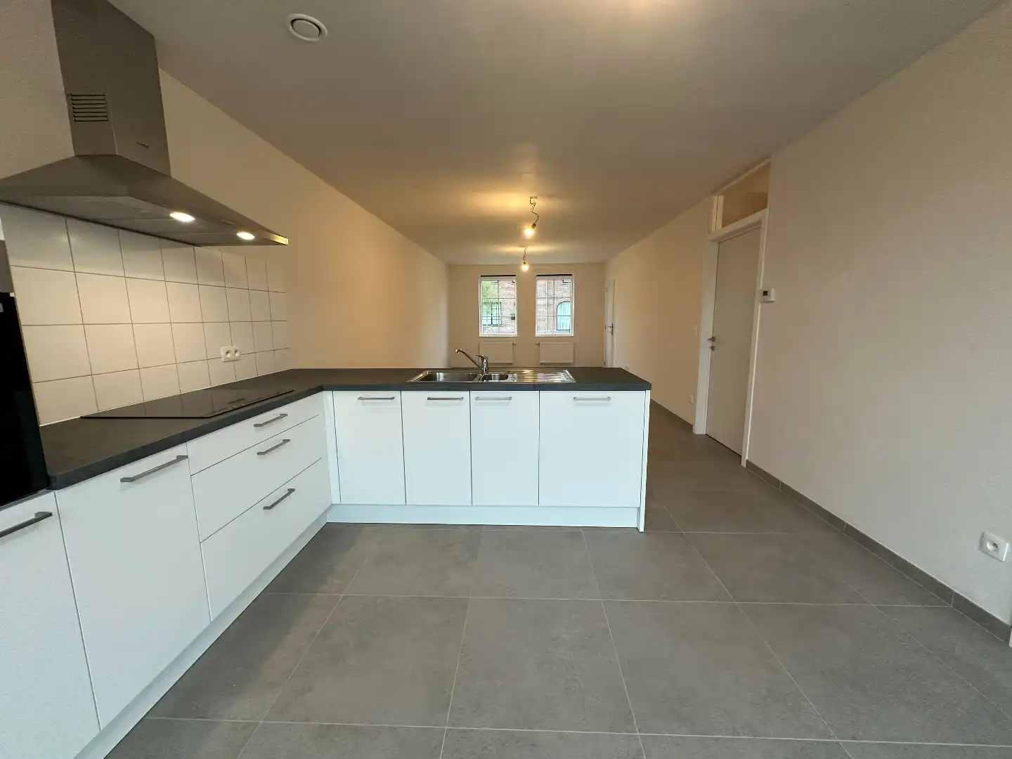 Mooie nieuwbouwwoning met 3 slpk en tuin, rustig gelegen in Torhout Wijnendale foto 8