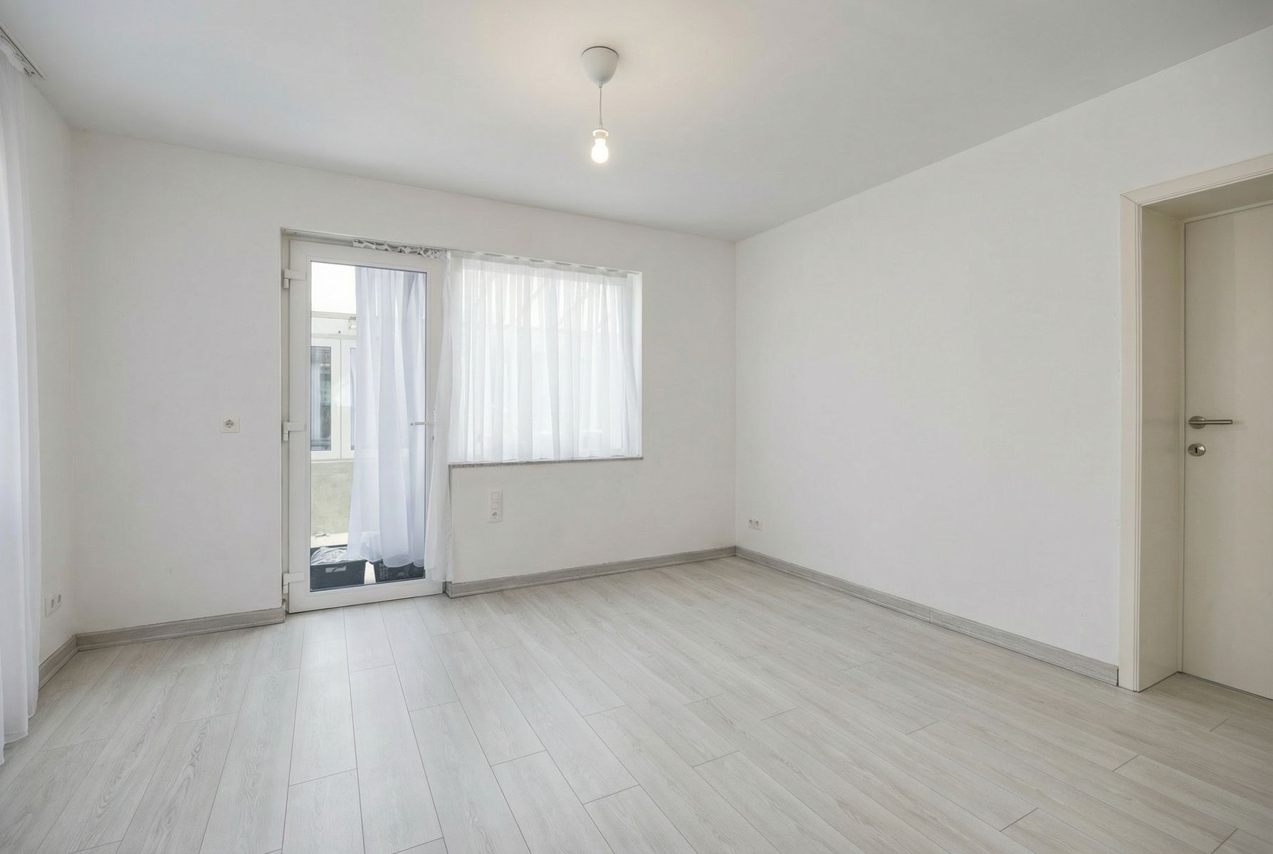 Gerenoveerde driegevelwoning nabij Halle foto 16