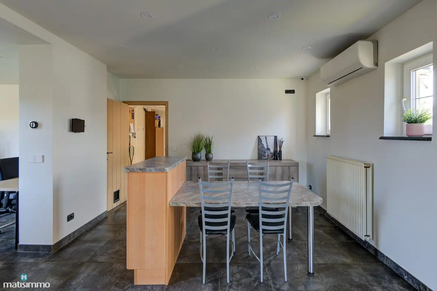 GERENOVEERDE WONING MET 3 SLAAPKAMERS, RUIME GARAGE EN TUIN (11A 40CA) TE BILZEN foto 12