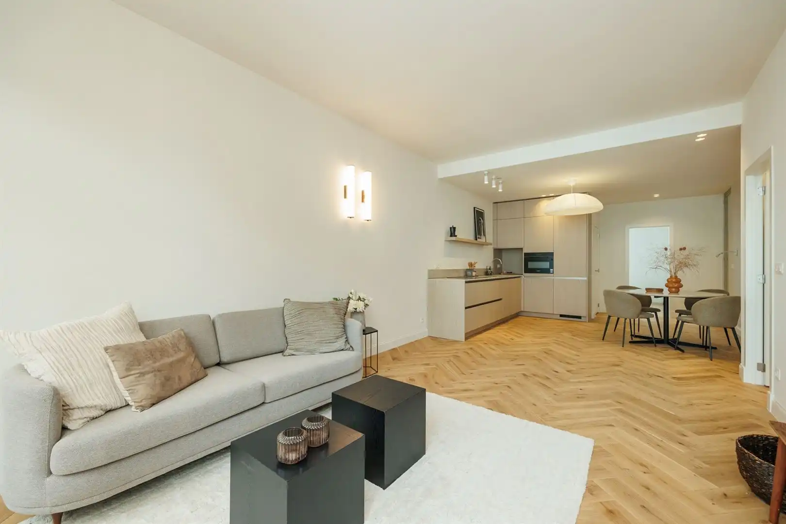 Renovatieproject in stijlvolle Kloosterstraat foto 2