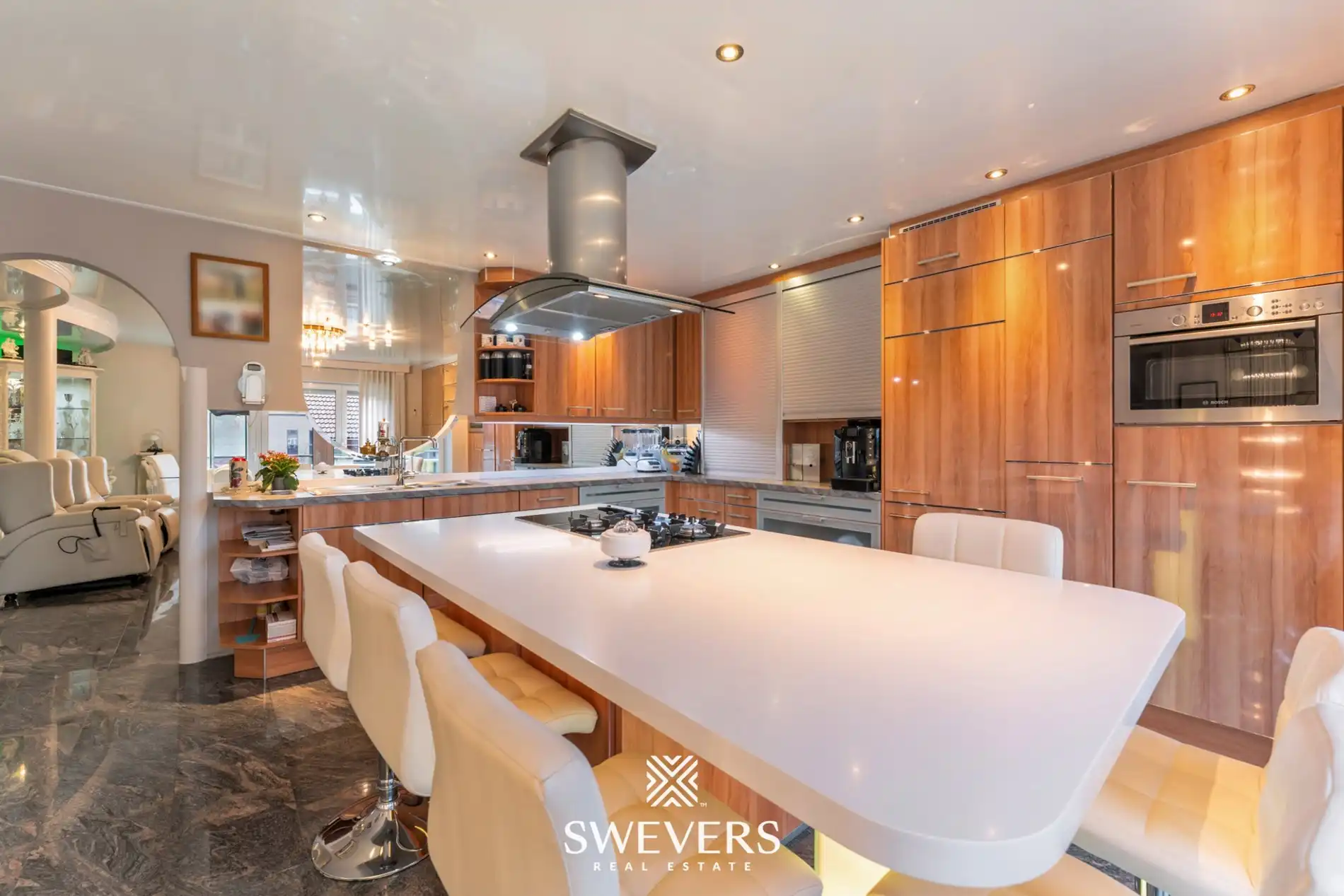 Hoogwaardig appartement met private lift en zolder in hartje Borgloon foto 7