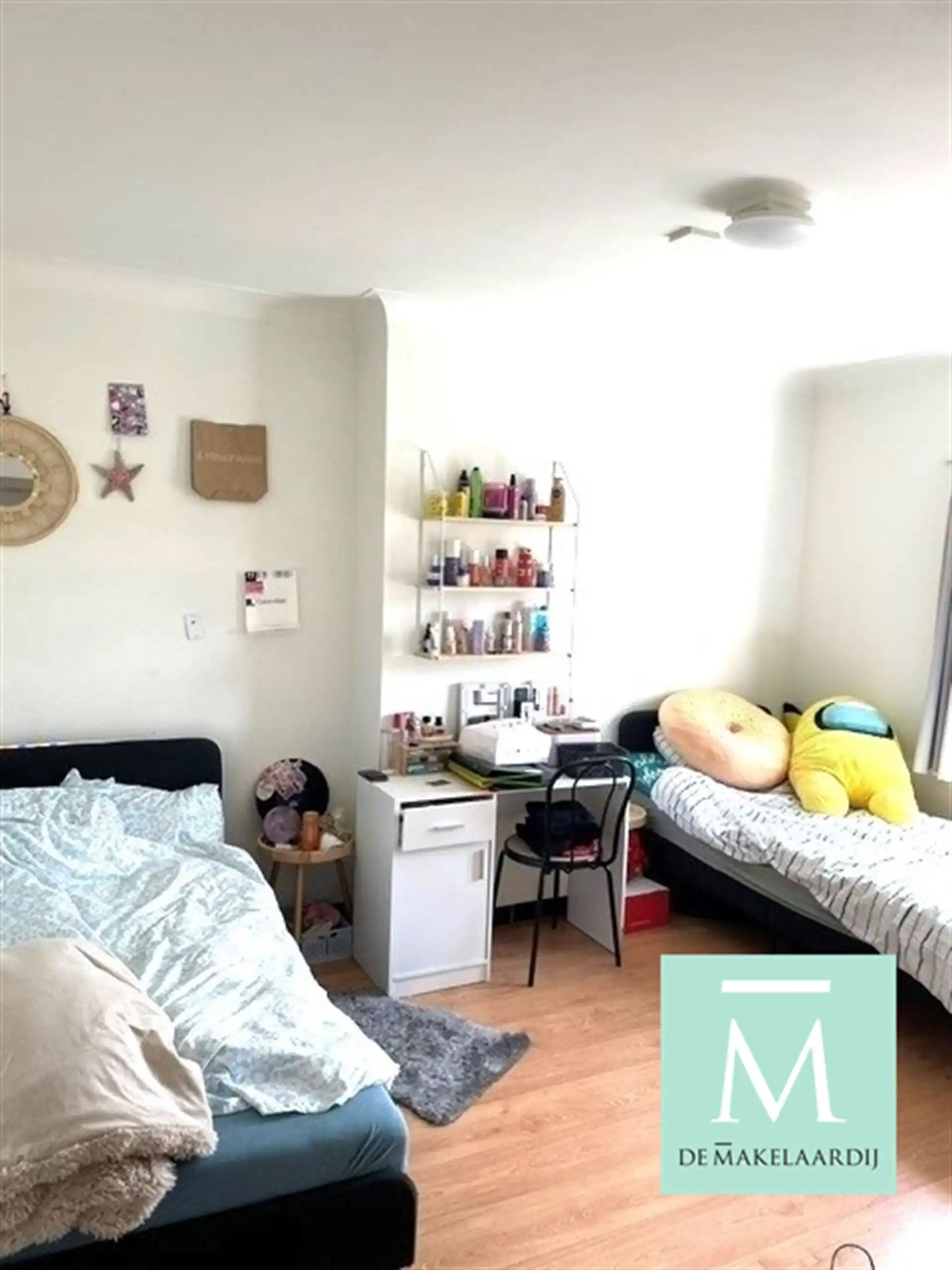Goed gelegen woning met 3 slaapkamers en tuin! foto 8