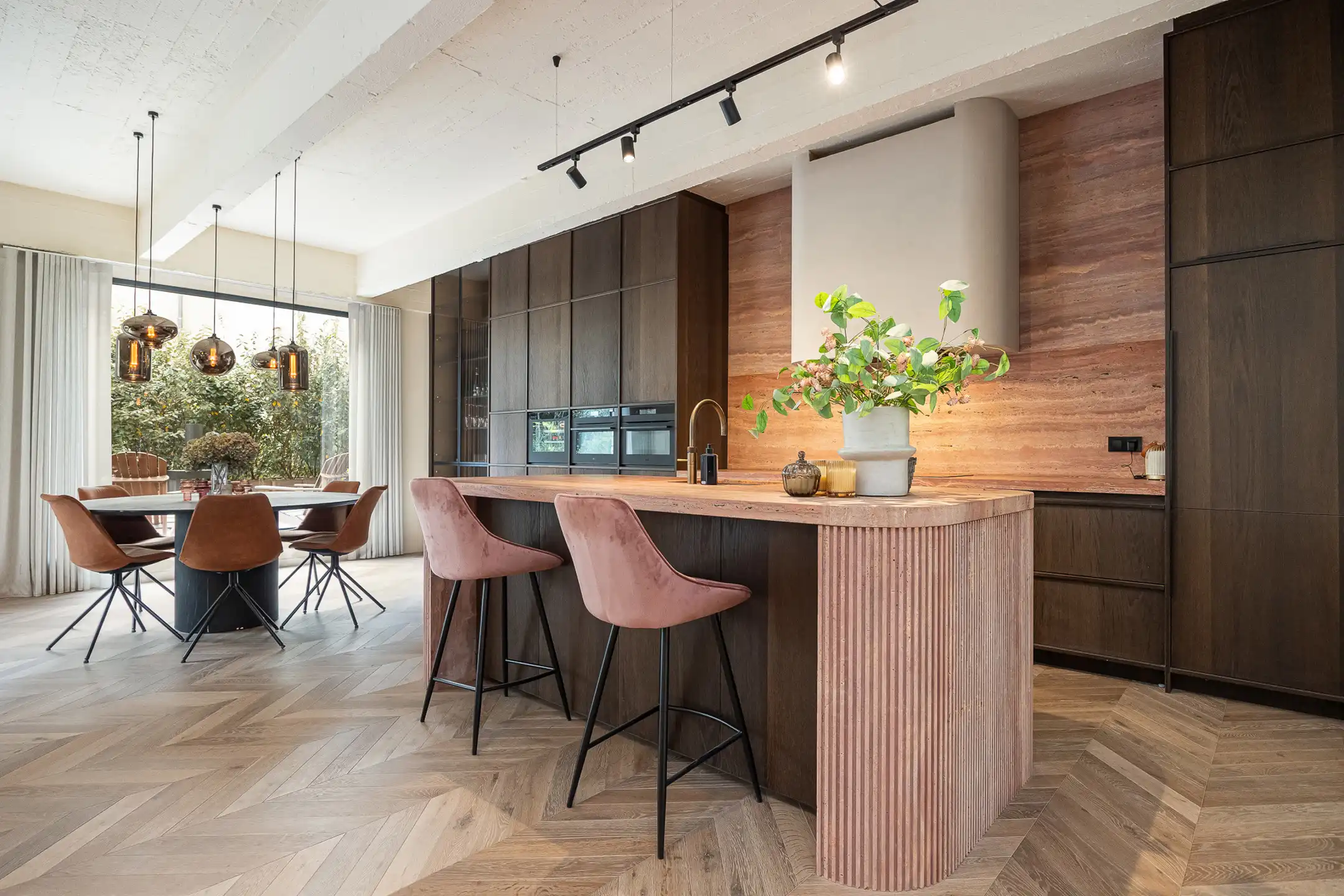 ANTWERPEN-ZUID - Achterhuis met terras en garage foto 7