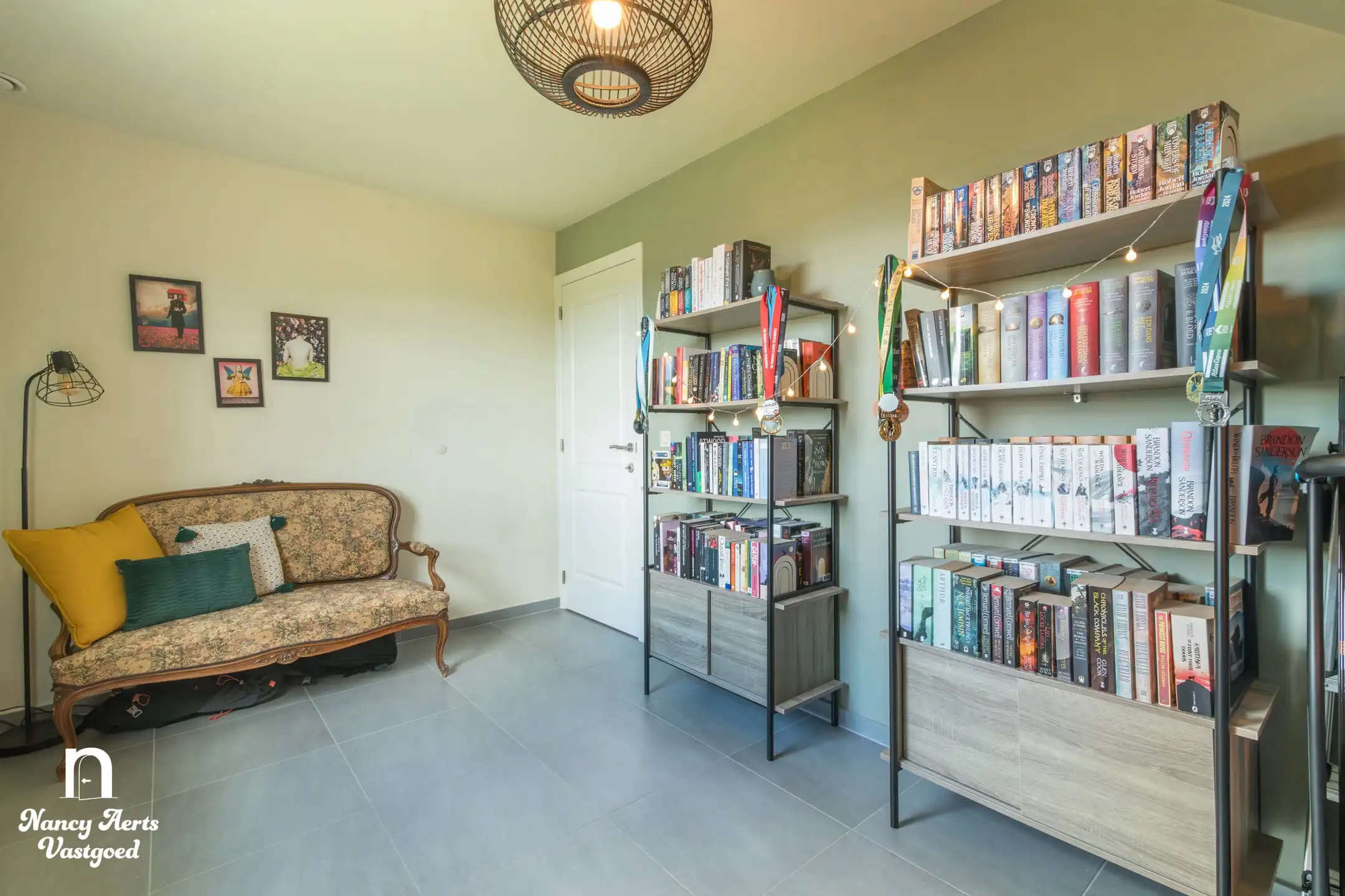 Instapklaar duplex-appartement met terras en 2 parkings foto 20