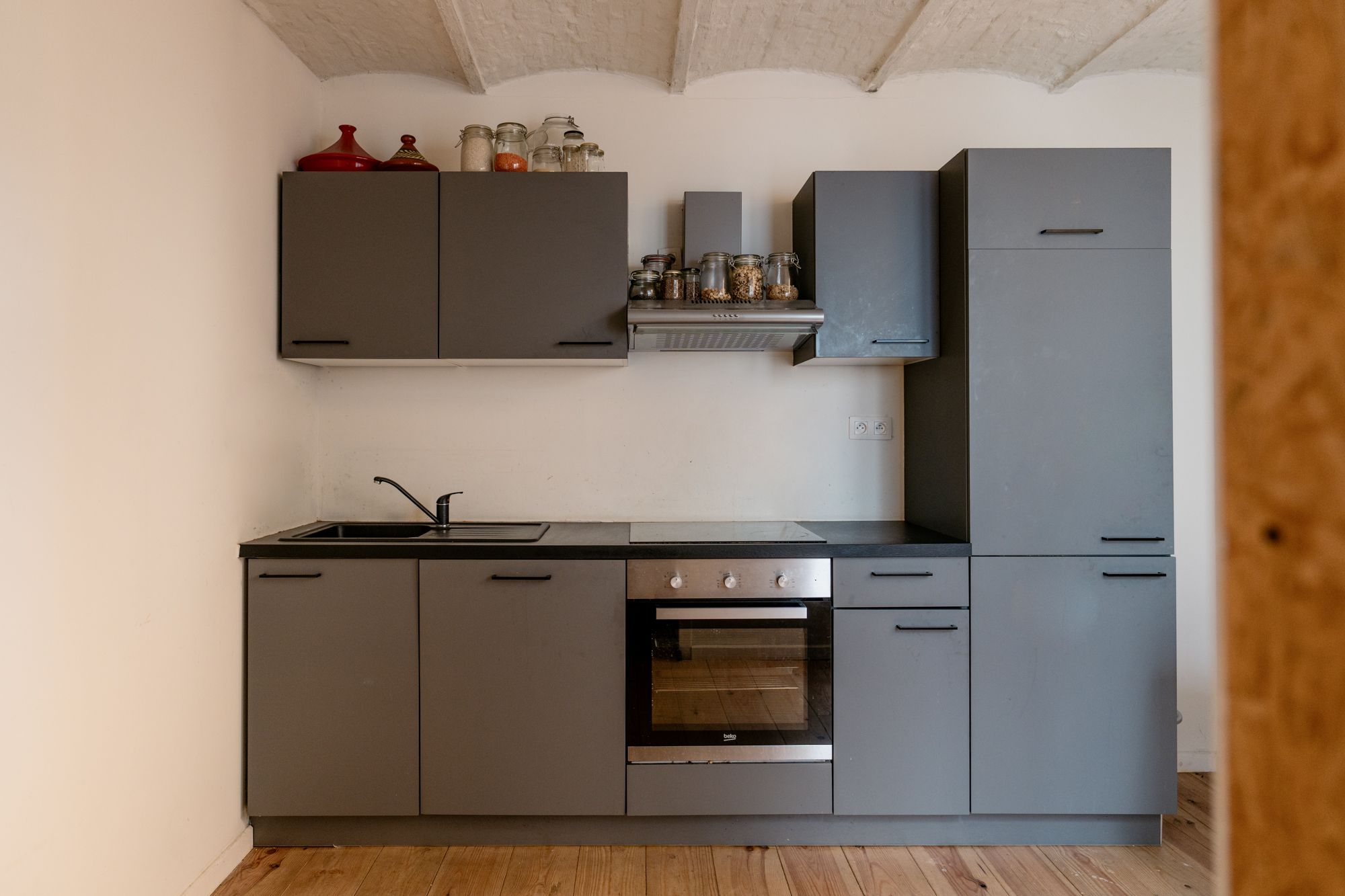 Origineel duplex appartement nabij de up and coming neighbourhoud: Slachthuiswijk foto 7