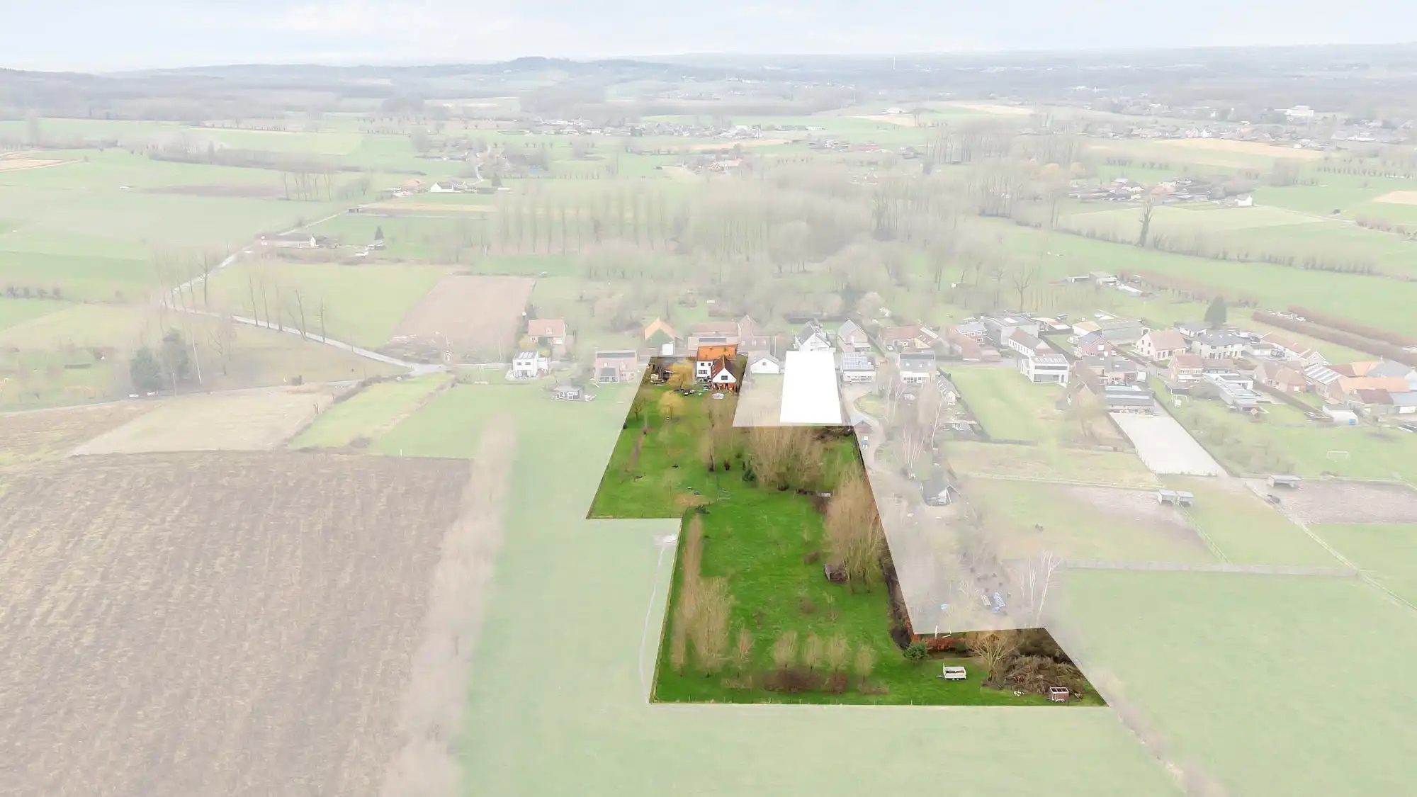 Landelijke woning met ruime weide op 1 ha foto 4