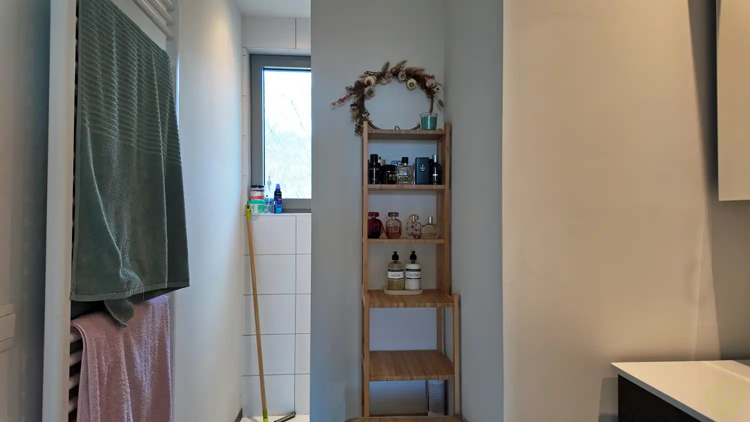 Stijlvol appartement met ruim zonneterras in Park Van Damme te Eeklo! foto 12