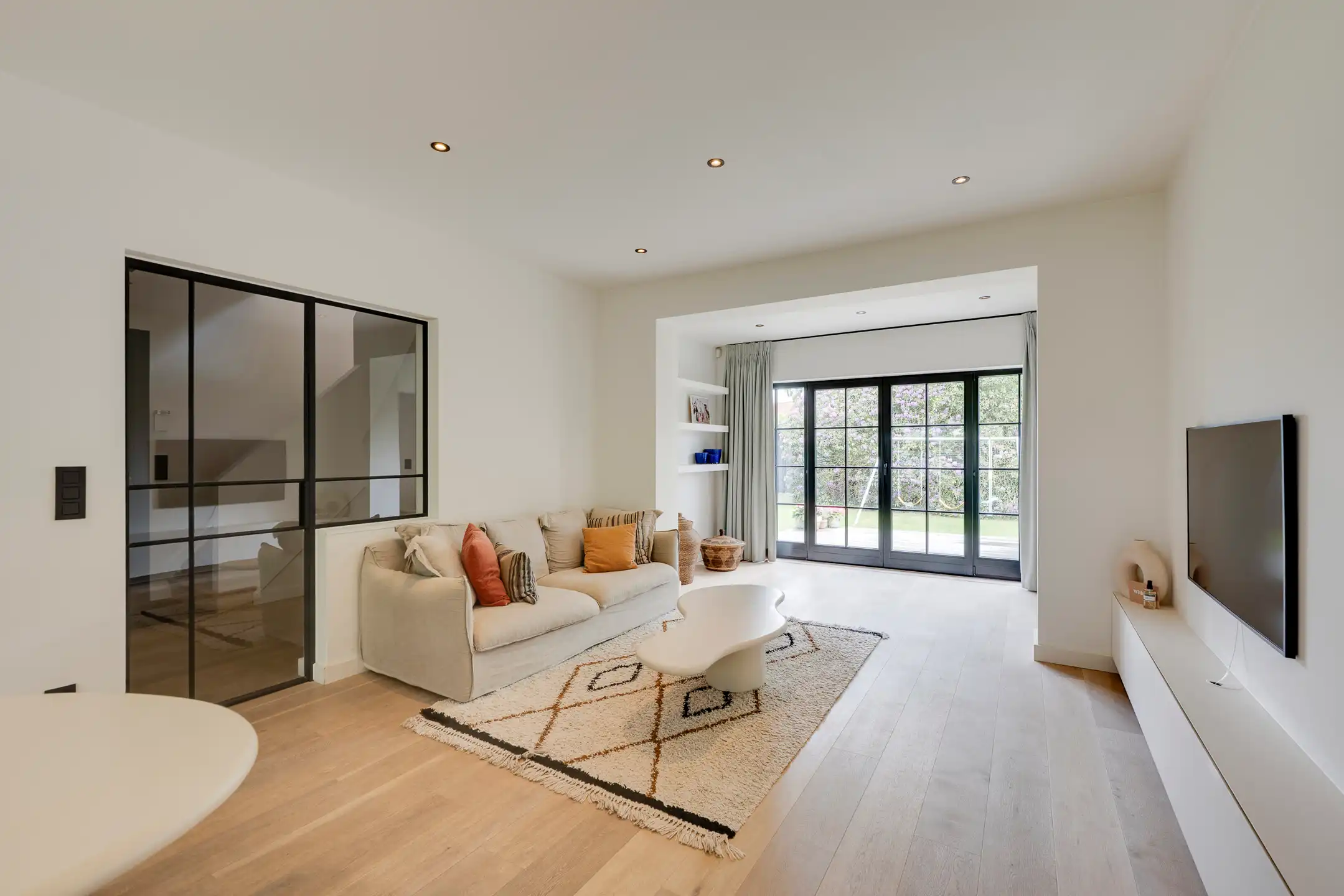 Prachtige rietgedekte villa te koop foto 6
