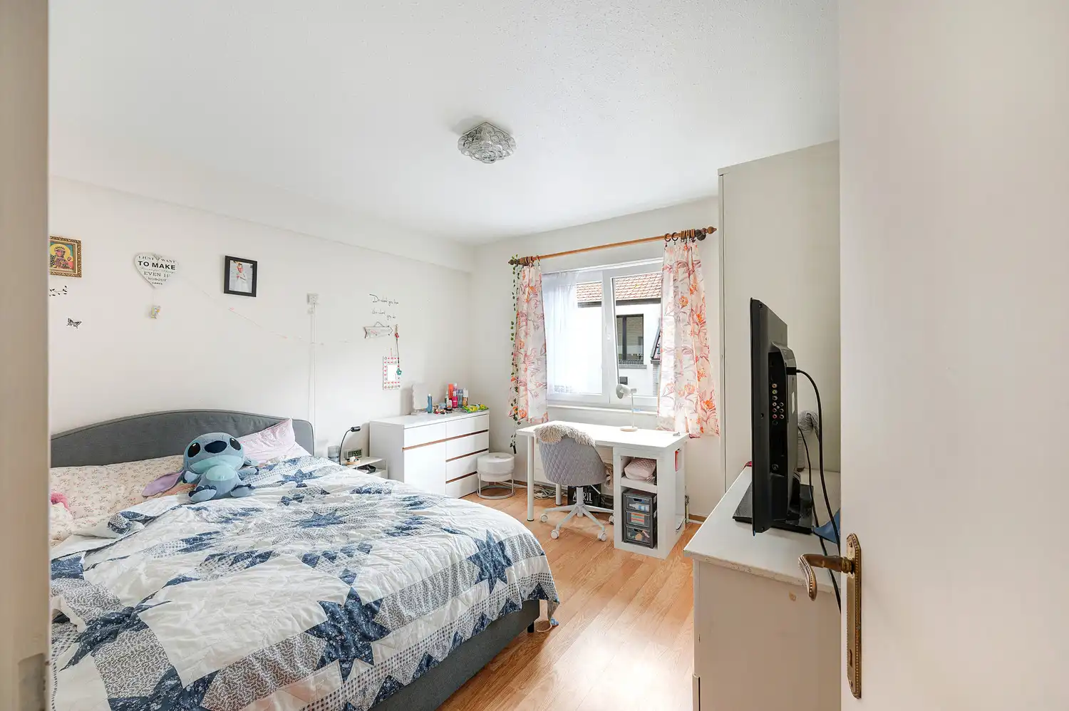Zongericht 2-slaapkamer appartement net achter de Zeedijk foto 7