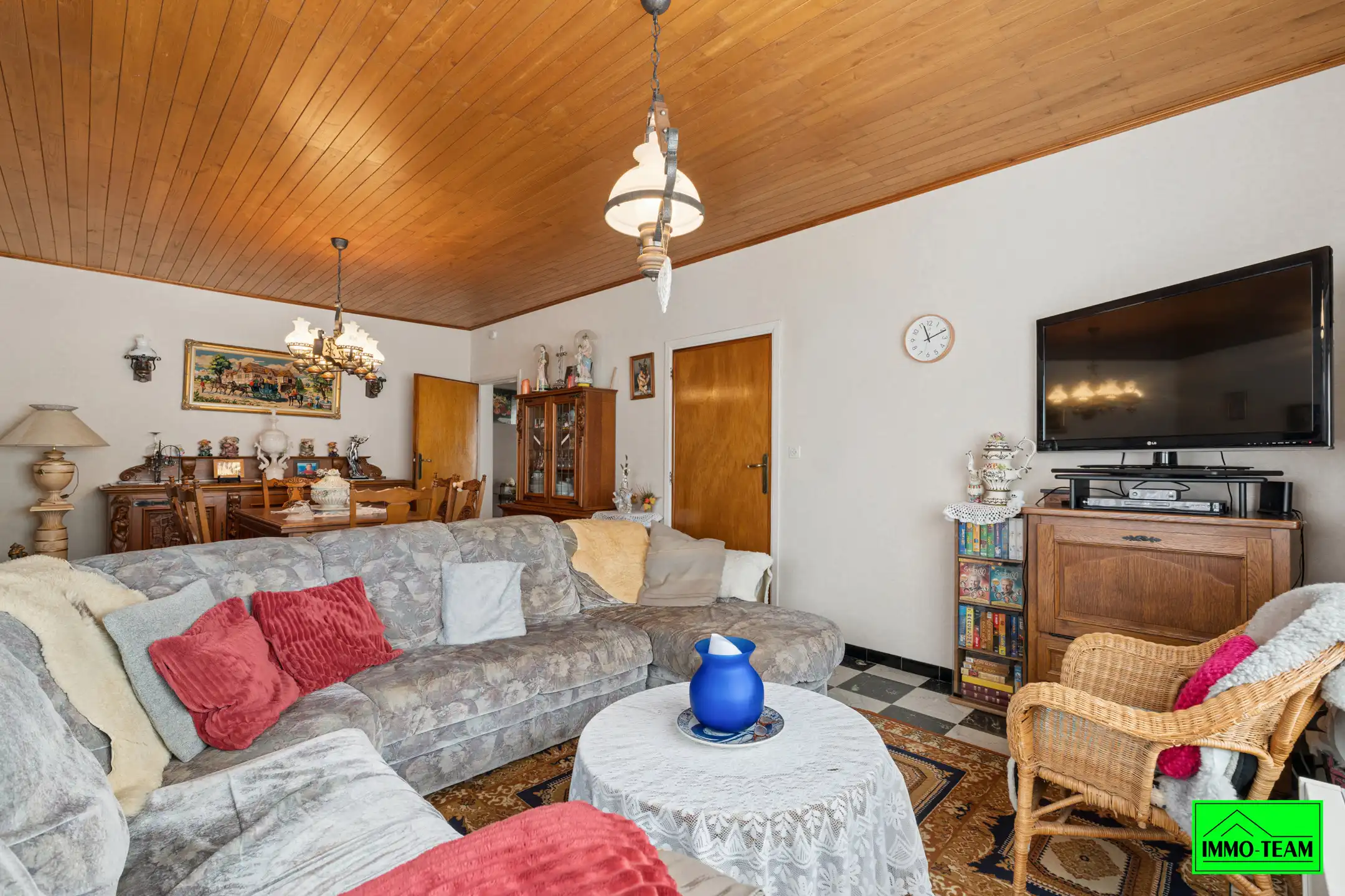 charmante bungalow met mooie tuin en 3 slaapkamers foto 5