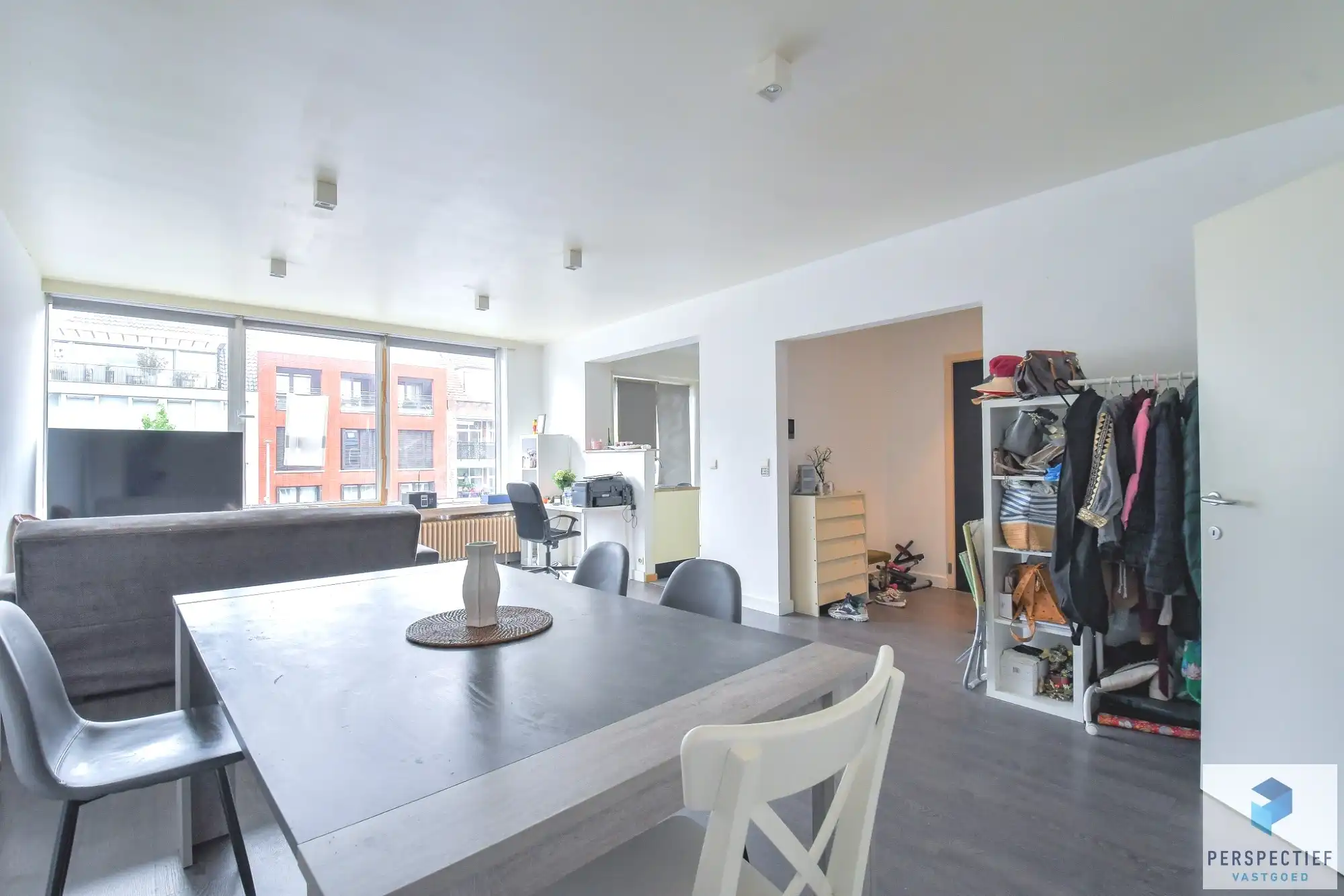 Ruim 2 slpk appartement op wandelafstand van 't Zand en de Vesten. foto 6
