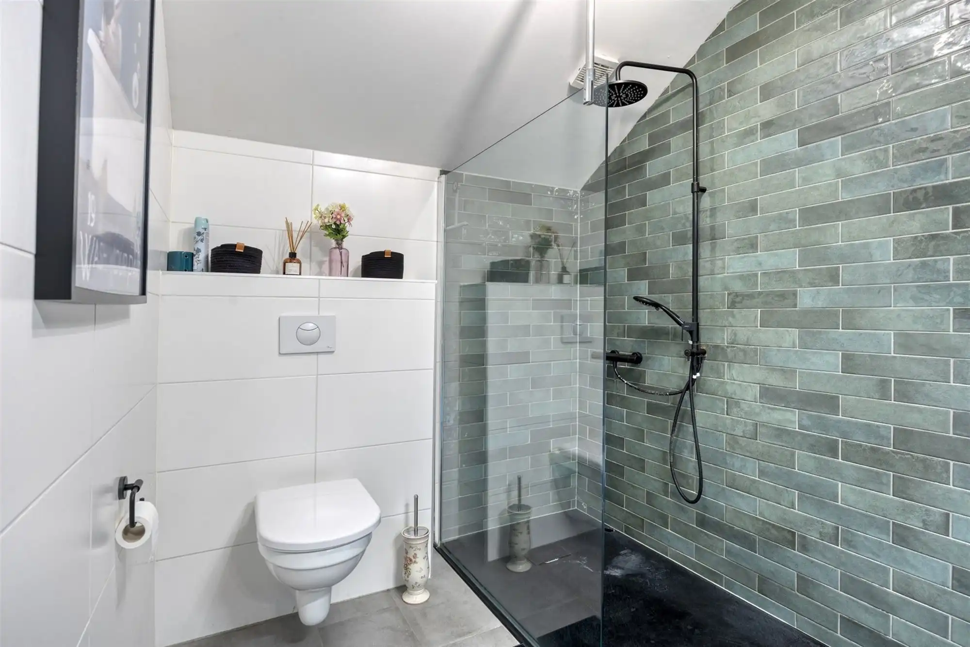 Verrassend ruime villa met klasse in een groene omgeving foto 51