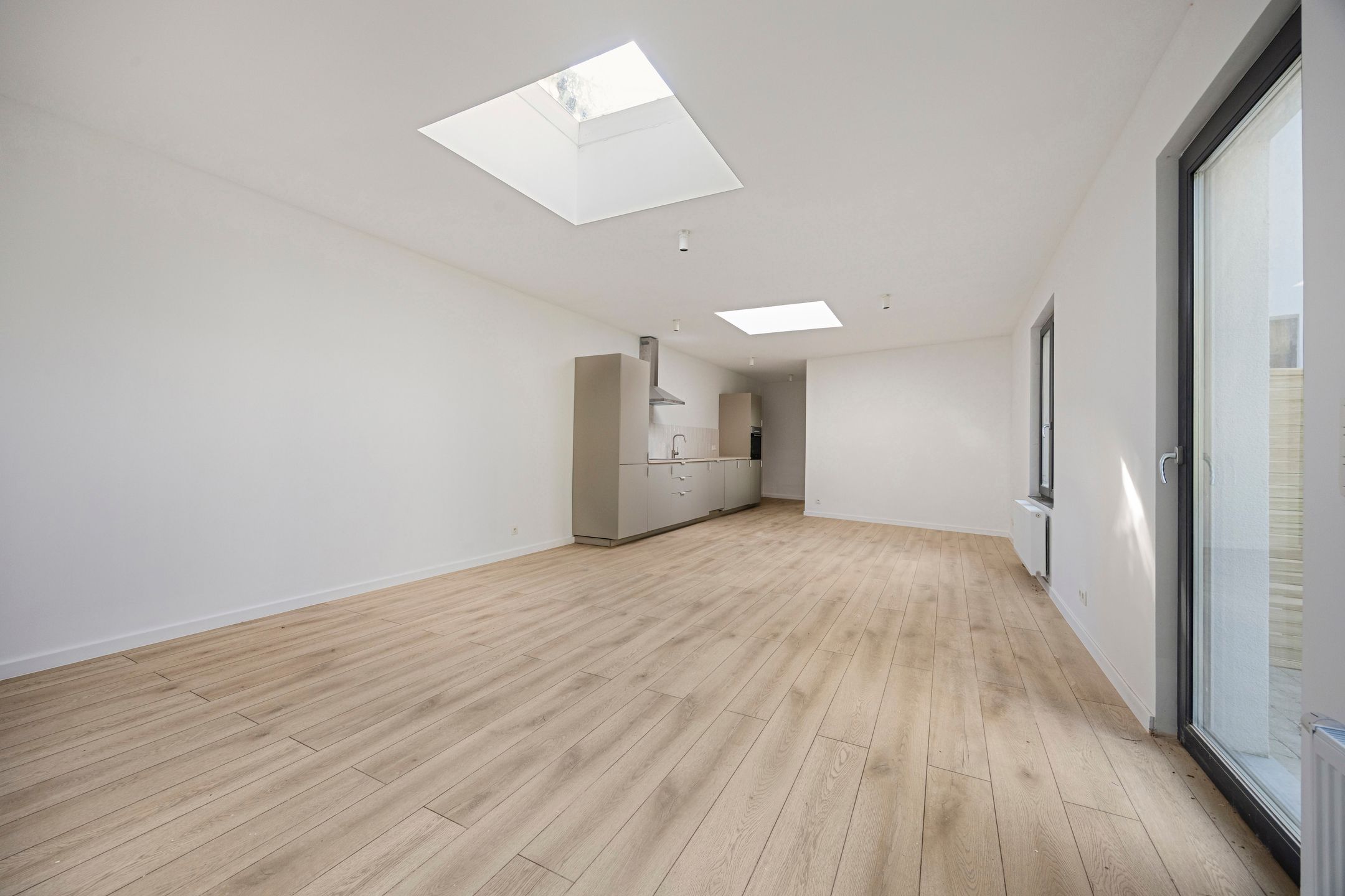 Gerenoveerde woning op centrale ligging te Sint-Joris-Weert foto 6