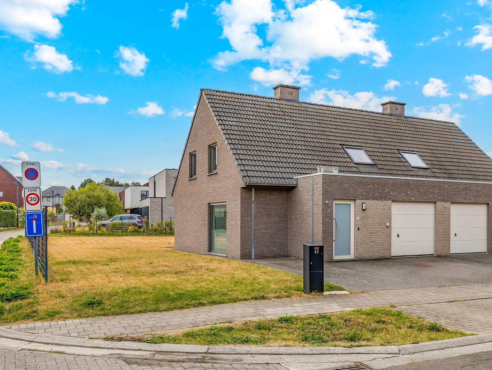 Perfecte instapklare woning met 3 slaapkamers in Wetteren foto 2