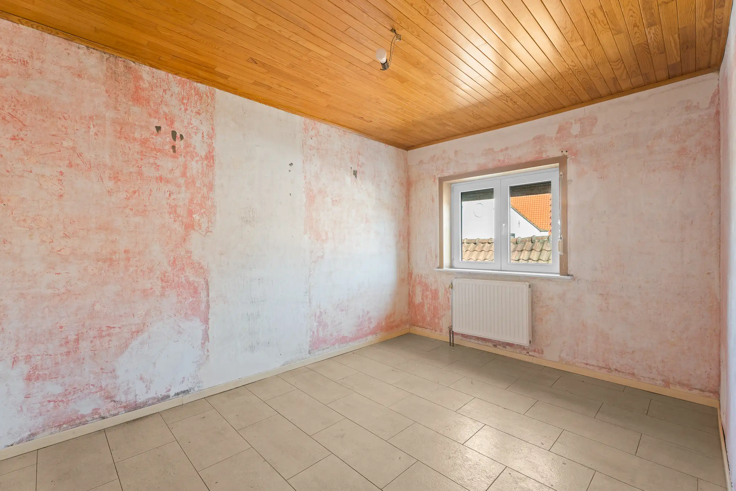 Betaalbare woning met 3 slpks en veel potentieel foto 6