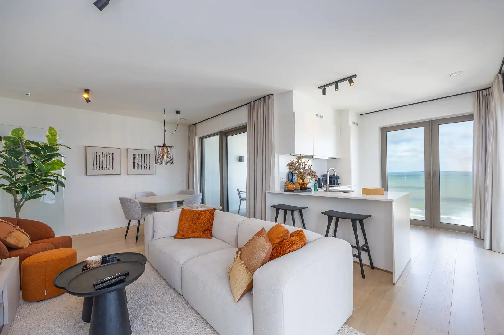 Appartement te koop foto {{pictureIndex}}