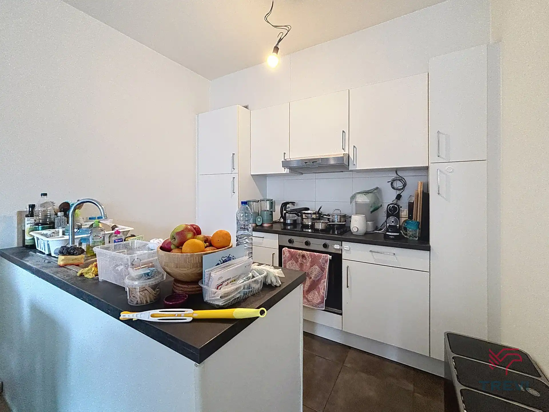 Ongemeubileerd appartement met 1 slaapkamer foto 3