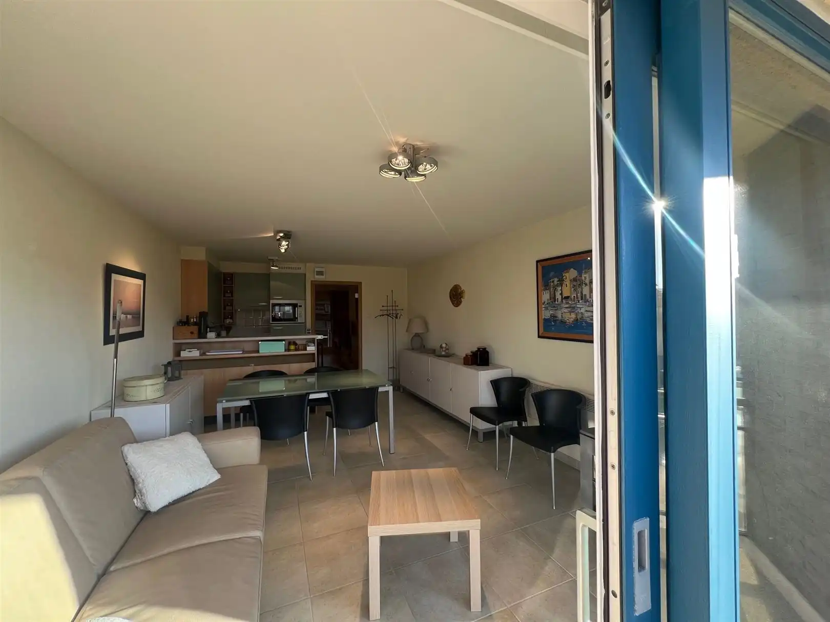 Prachtig gelegen studio in perfecte staat foto 10