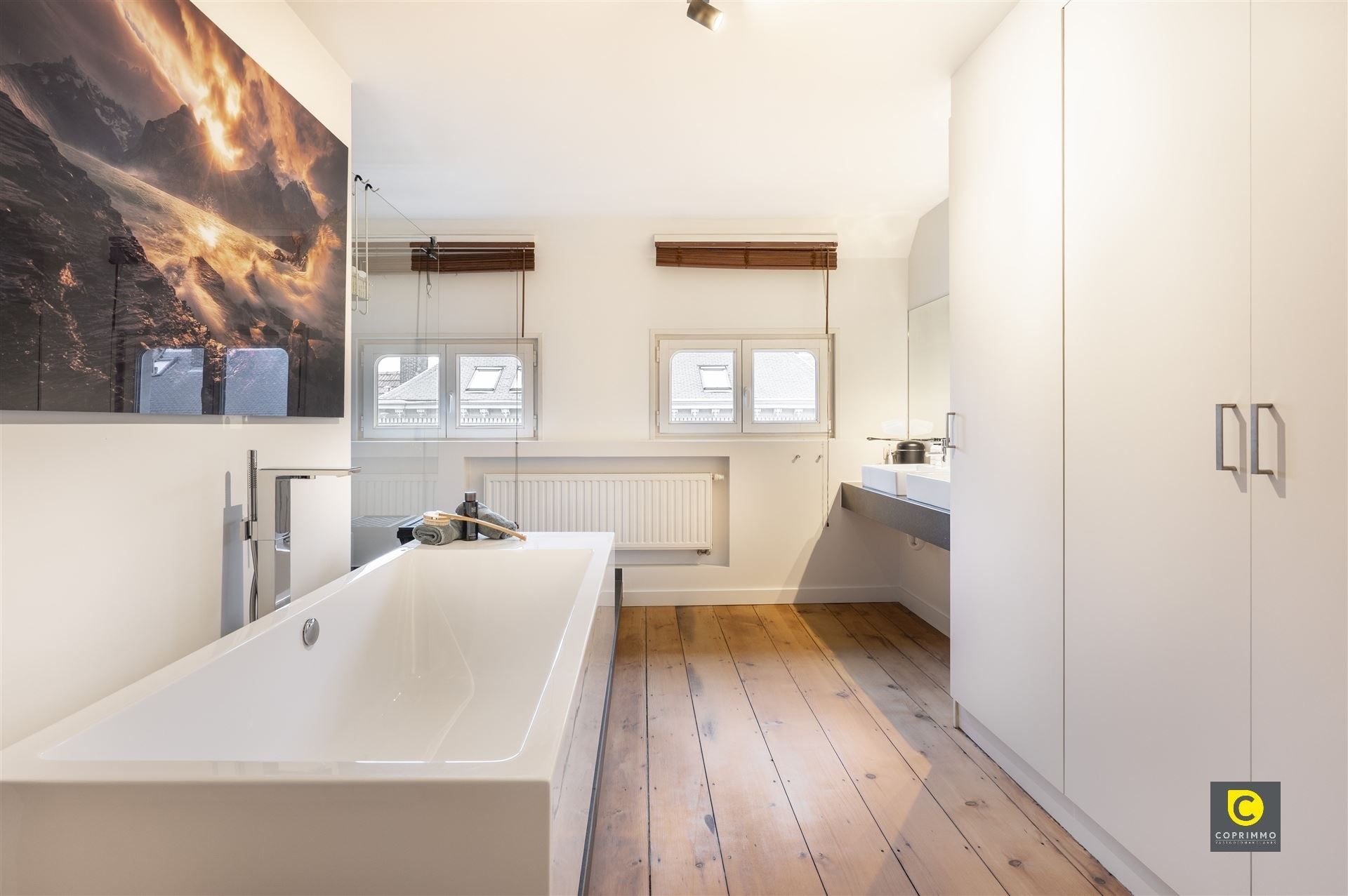 Unieke meesterwoning met garage foto 21